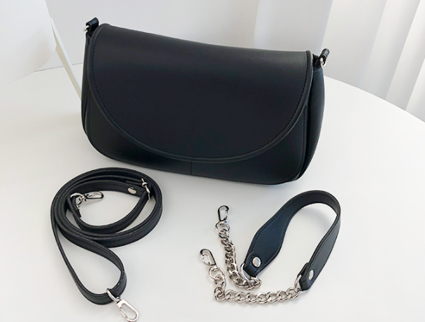 レザー調ショルダーバッグトートバッグ2WAYストラップセット(バックルあり) | 詳細画像2