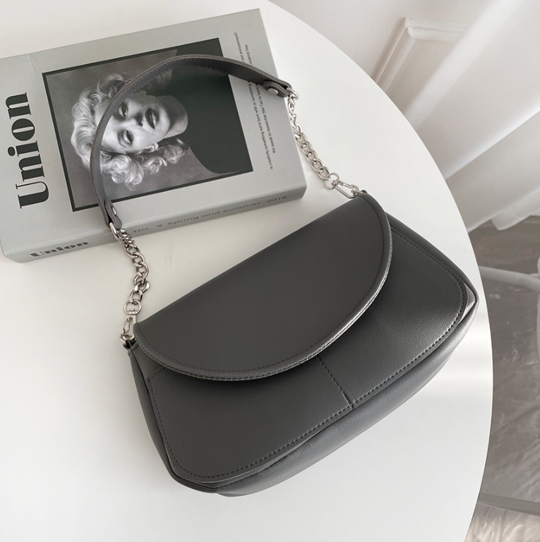 レザー調ショルダーバッグトートバッグ2WAYストラップセット(バックルあり) | 詳細画像16