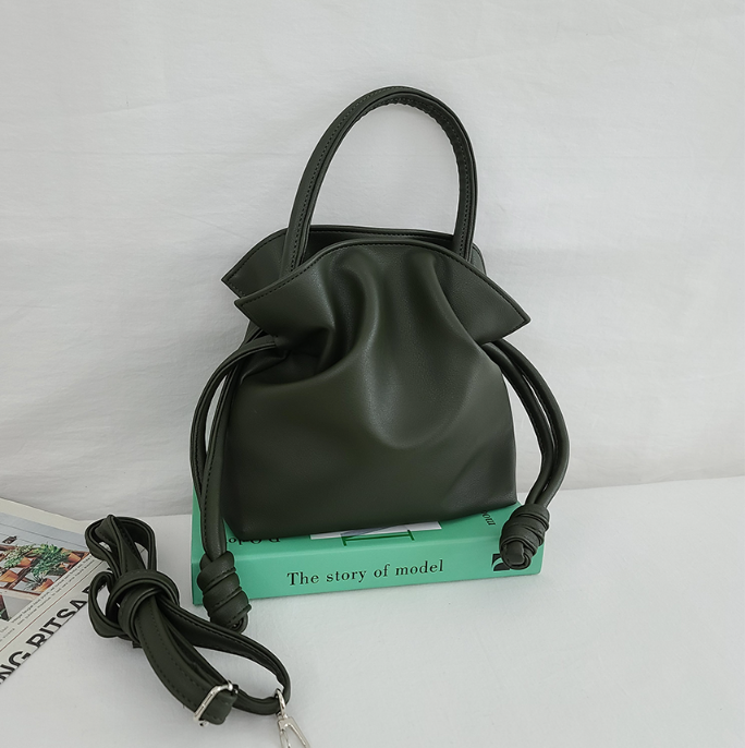 レザー調ショルダーバッグトートバッグ2WAYストラップ付 | 詳細画像17