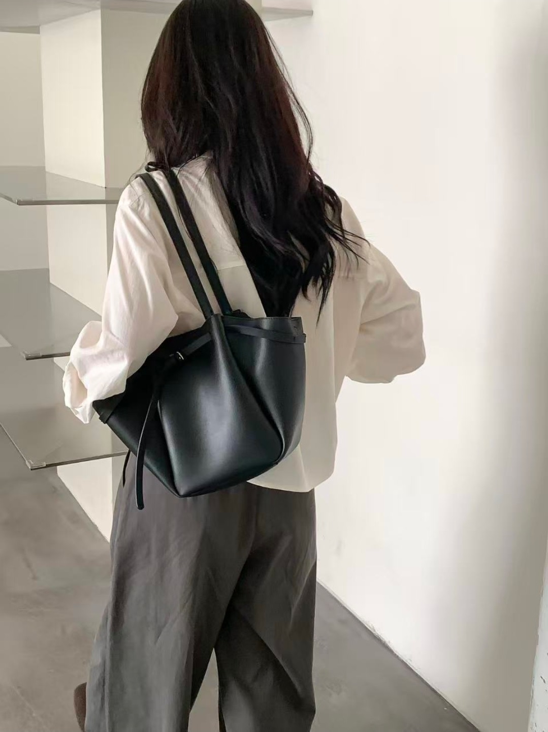 レザー調トートバッグショルダーバッグポーチ付 | 詳細画像3