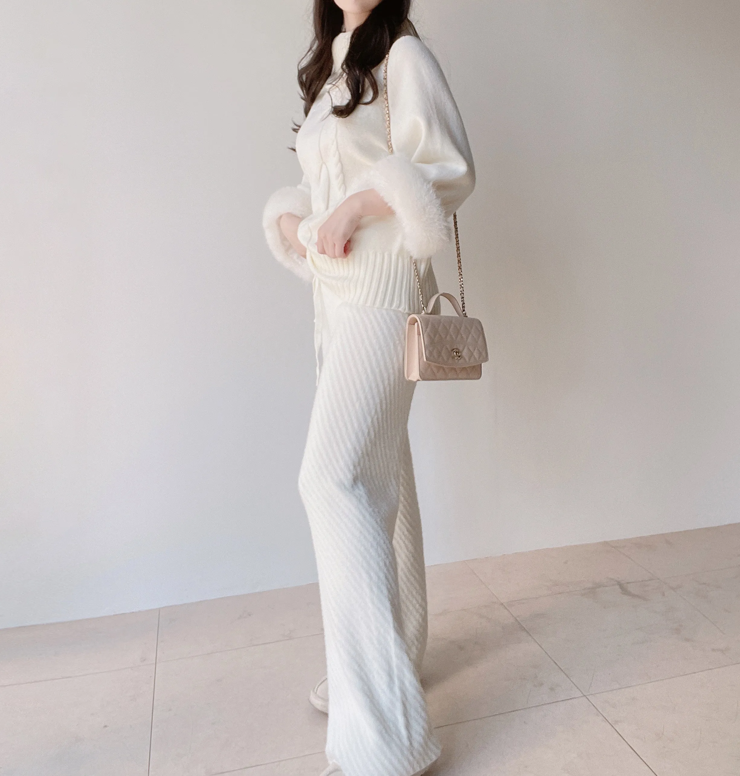 エコファーニットドローストリングワイドダイアゴナルパンツ | mirangmirang | 詳細画像23