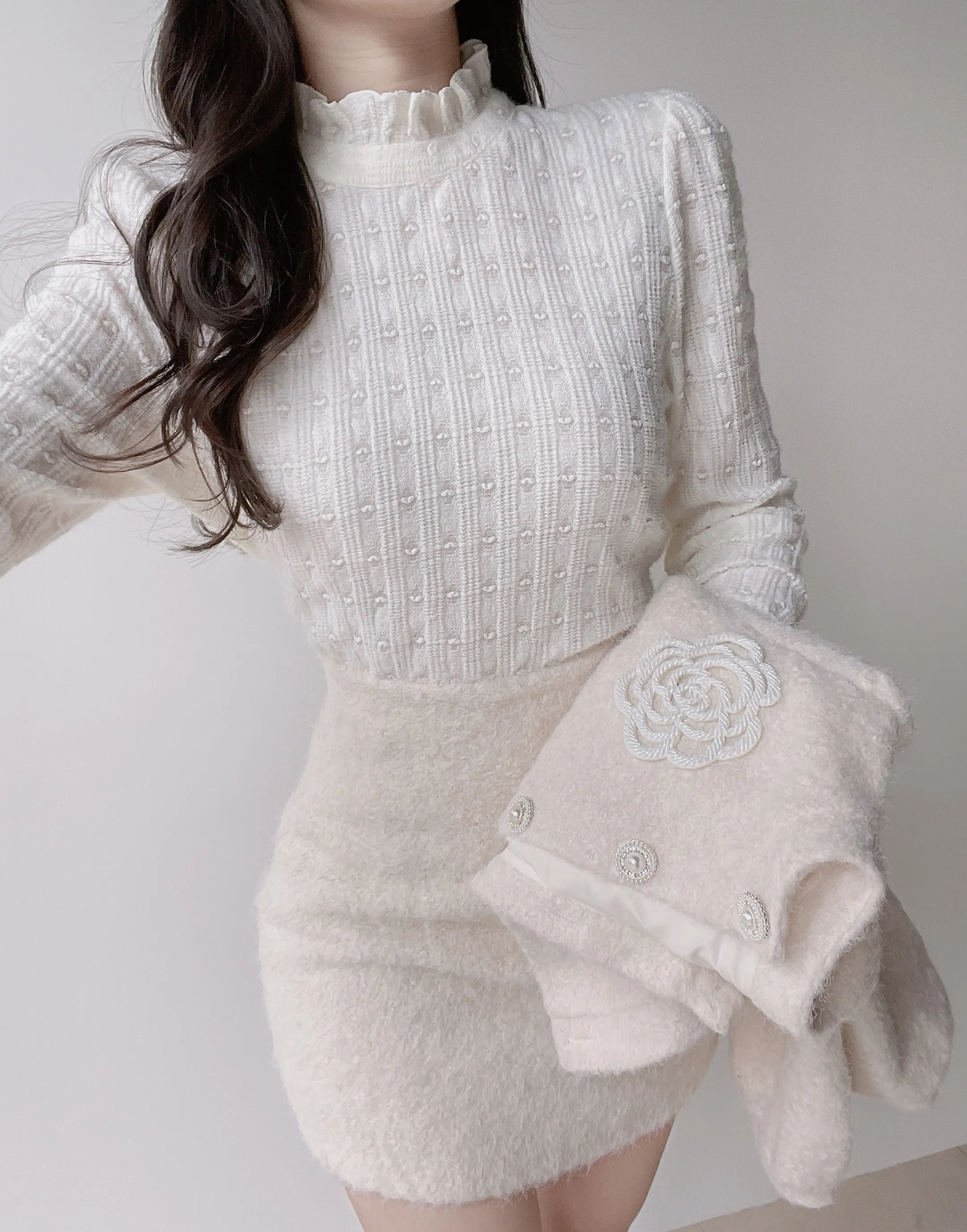 ハーフネックシャーリングハート刺繍ブラウス | mirangmirang | 詳細画像4