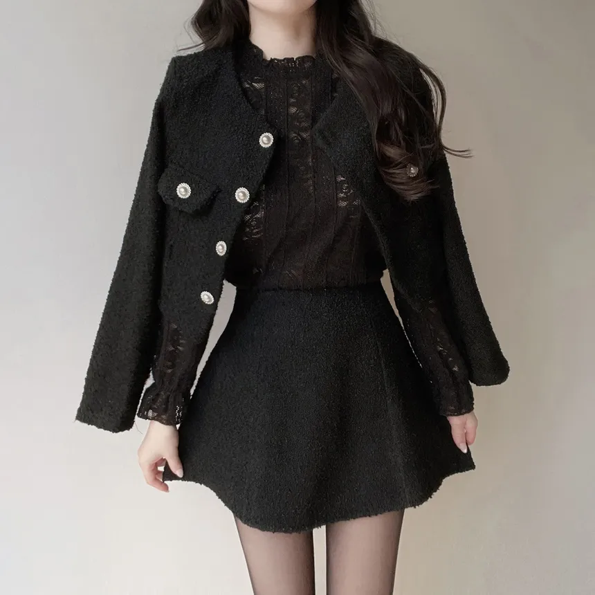 ツイードクロップドラウンドネックパール調ボタンフェイクポケットジャケット | mirangmirang | 詳細画像19