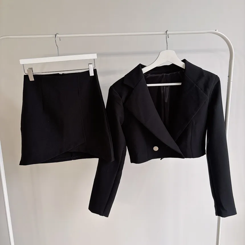 肩パッドテーラードカラーショートジャケット | mirangmirang | 詳細画像20