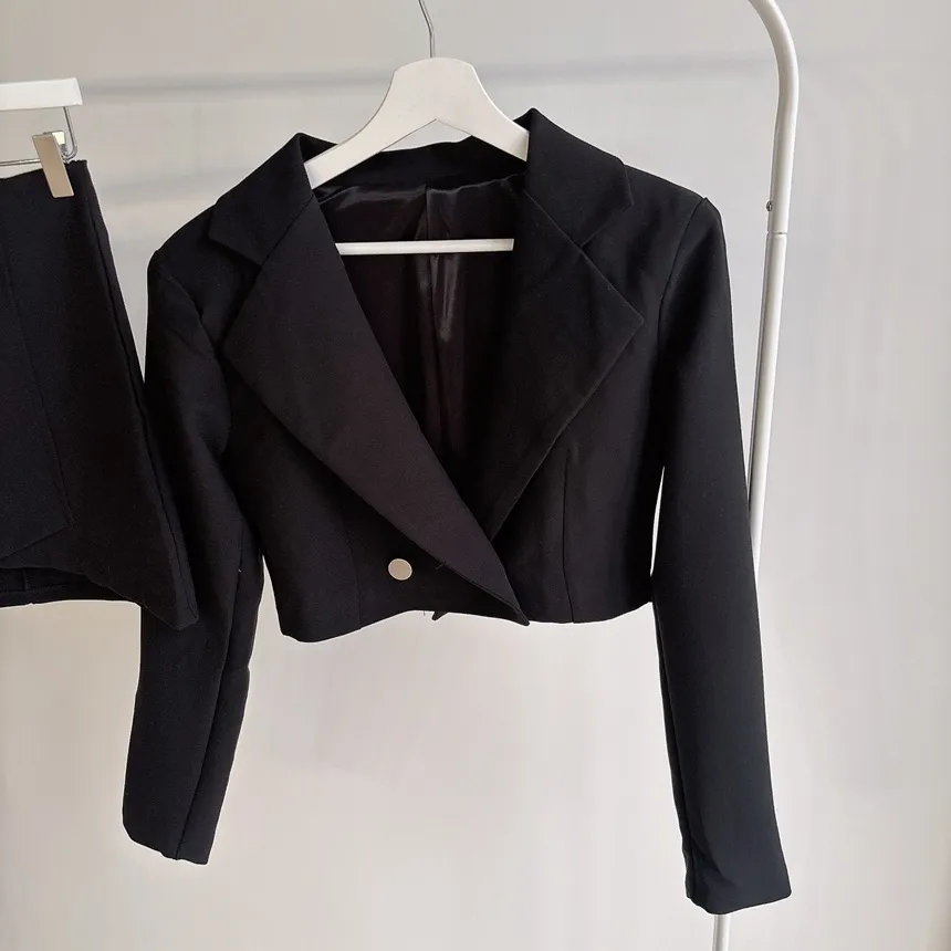 肩パッドテーラードカラーショートジャケット | mirangmirang | 詳細画像21