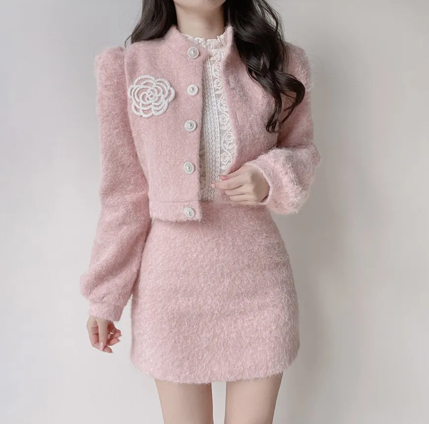 ラウンドネックパール調ボタンショート刺繍花柄ジャケット | mirangmirang | 詳細画像20