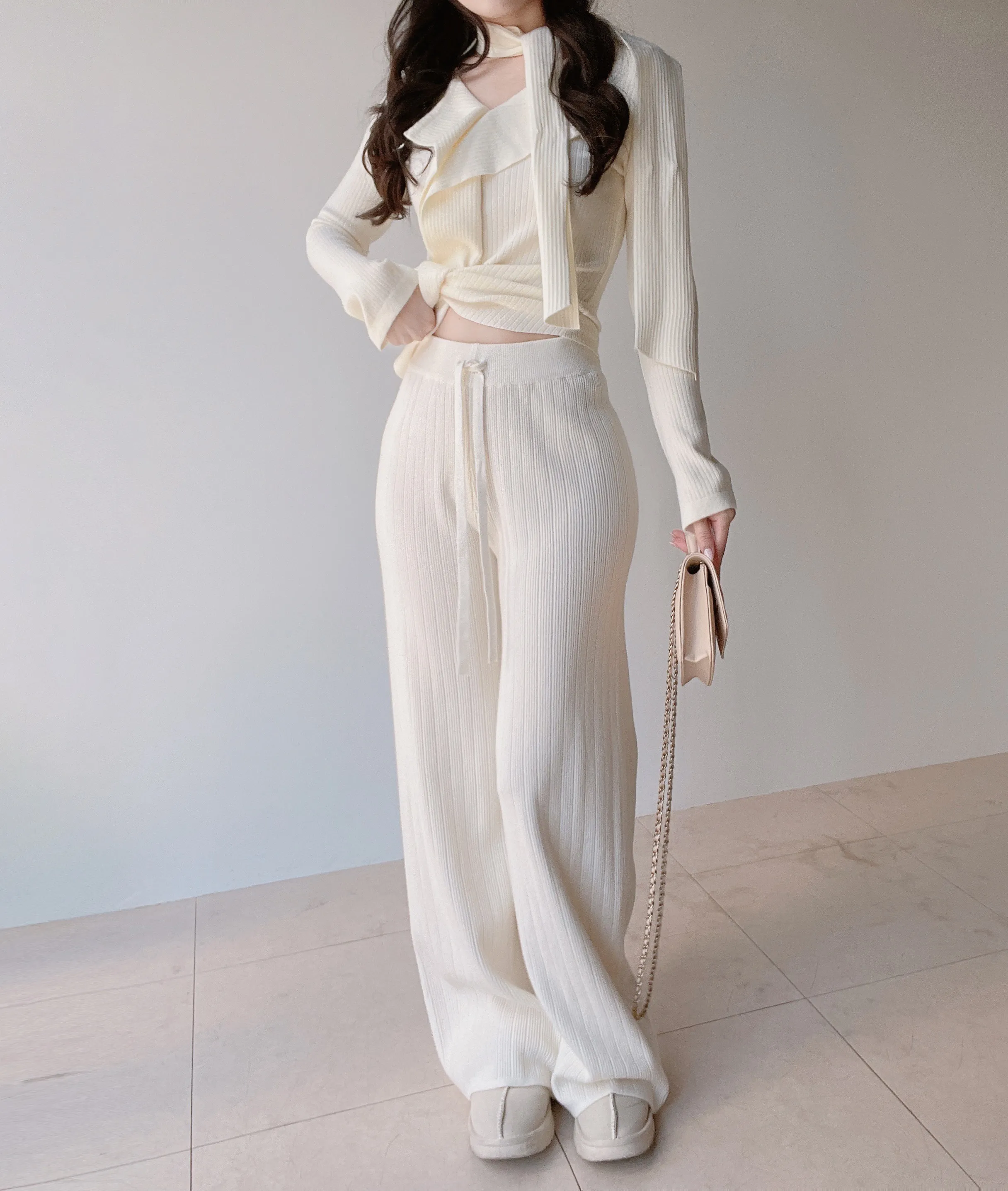 エコファーフードドローストリングジャンパー | mirangmirang | 詳細画像23