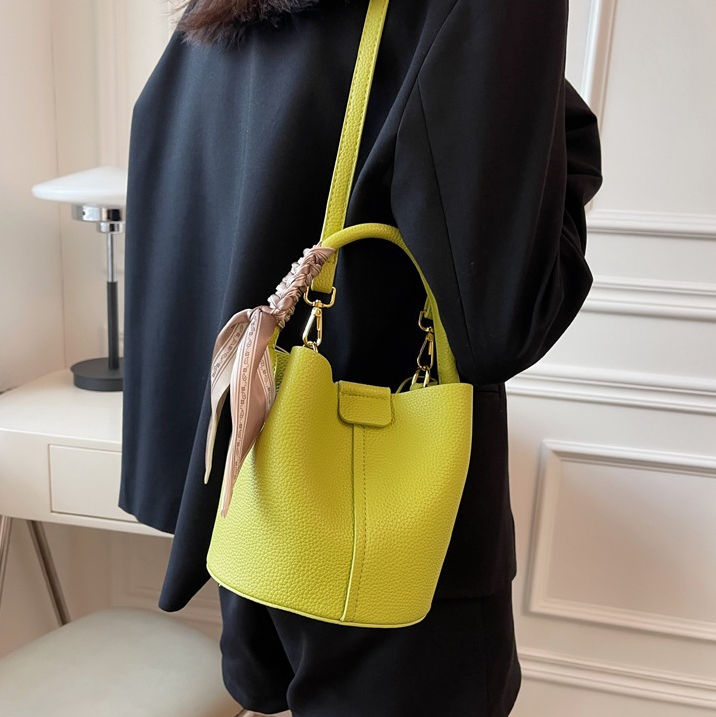 レザー調ショルダーバッグトートバッグ2WAYストラップセット(バックルあり) | 詳細画像13