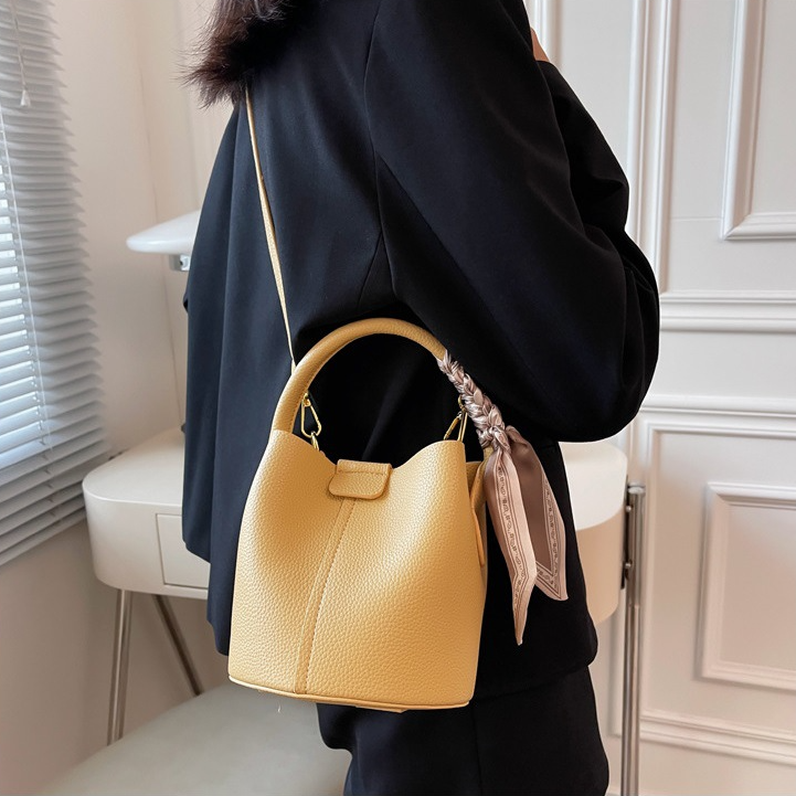 レザー調ショルダーバッグトートバッグ2WAYストラップセット(バックルあり) | 詳細画像16