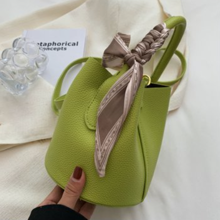 レザー調ショルダーバッグトートバッグ2WAYストラップセット(バックルあり) | 詳細画像32