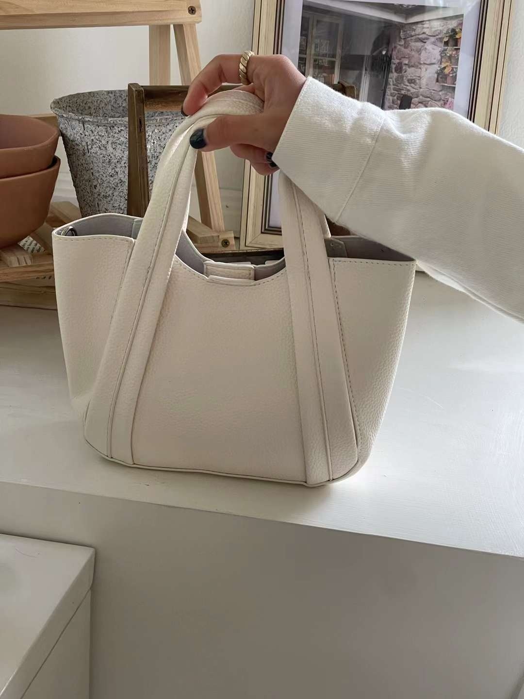 レザー調ショルダーバッグトートバッグ2WAYストラップセット(バックルあり) | 詳細画像20