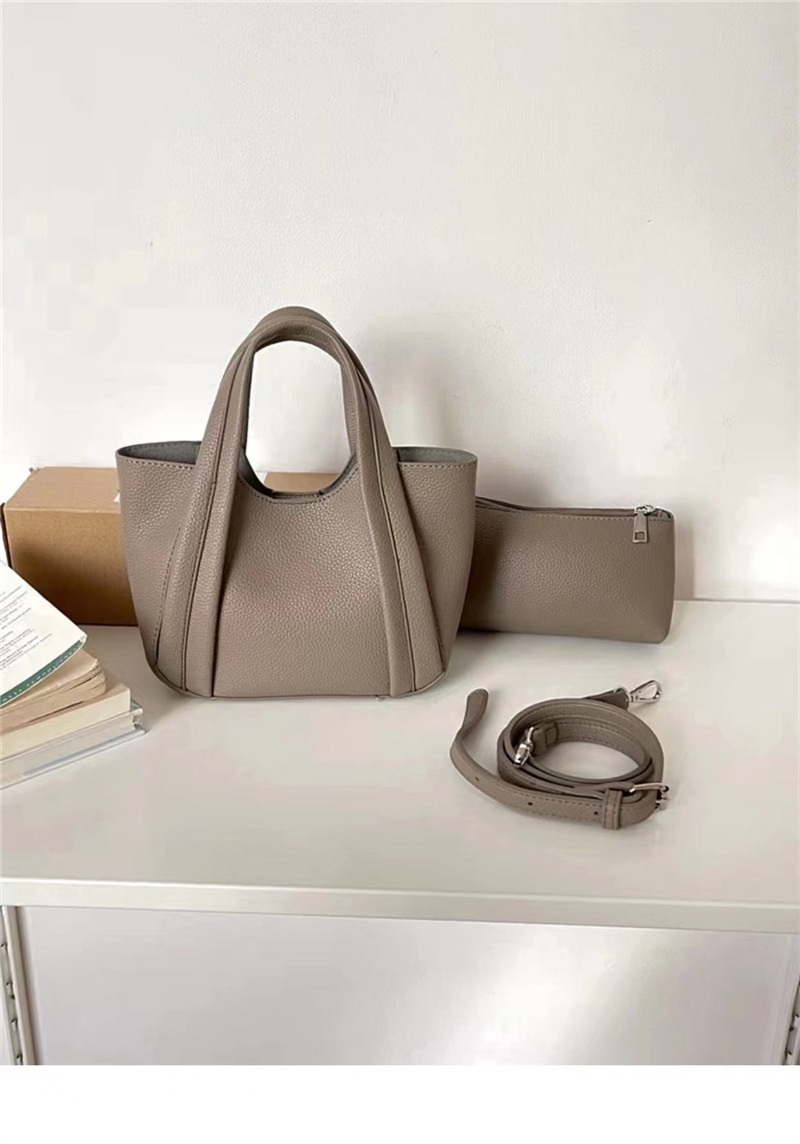 レザー調ショルダーバッグトートバッグ2WAYストラップセット(バックルあり) | 詳細画像16