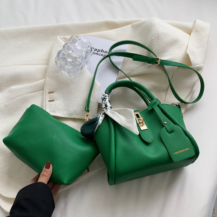 レザー調ショルダーバッグトートバッグ2WAYストラップセット(バックルあり) | 詳細画像35