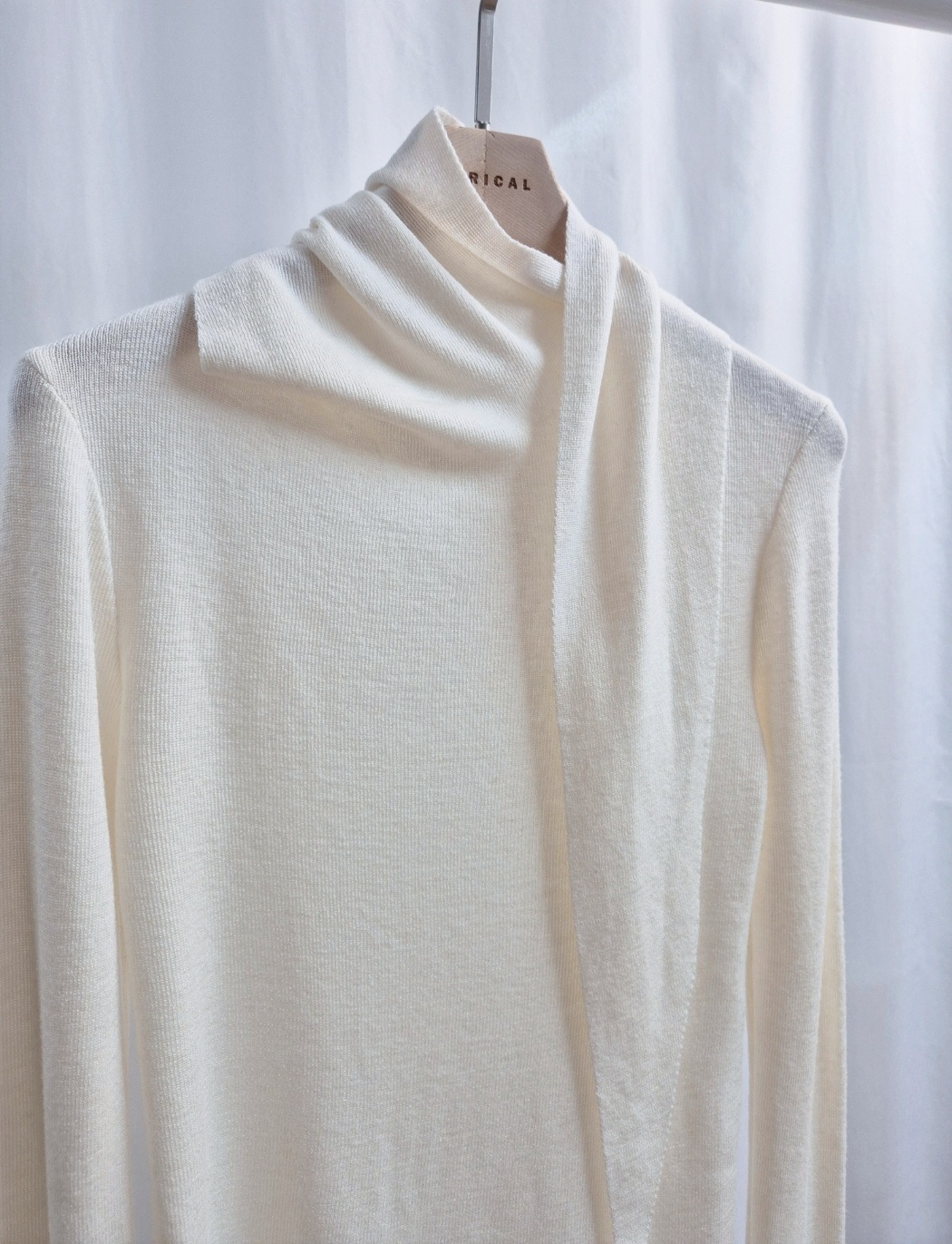 ウール混ベーシック長袖スカーフネック無地ニット | 詳細画像10