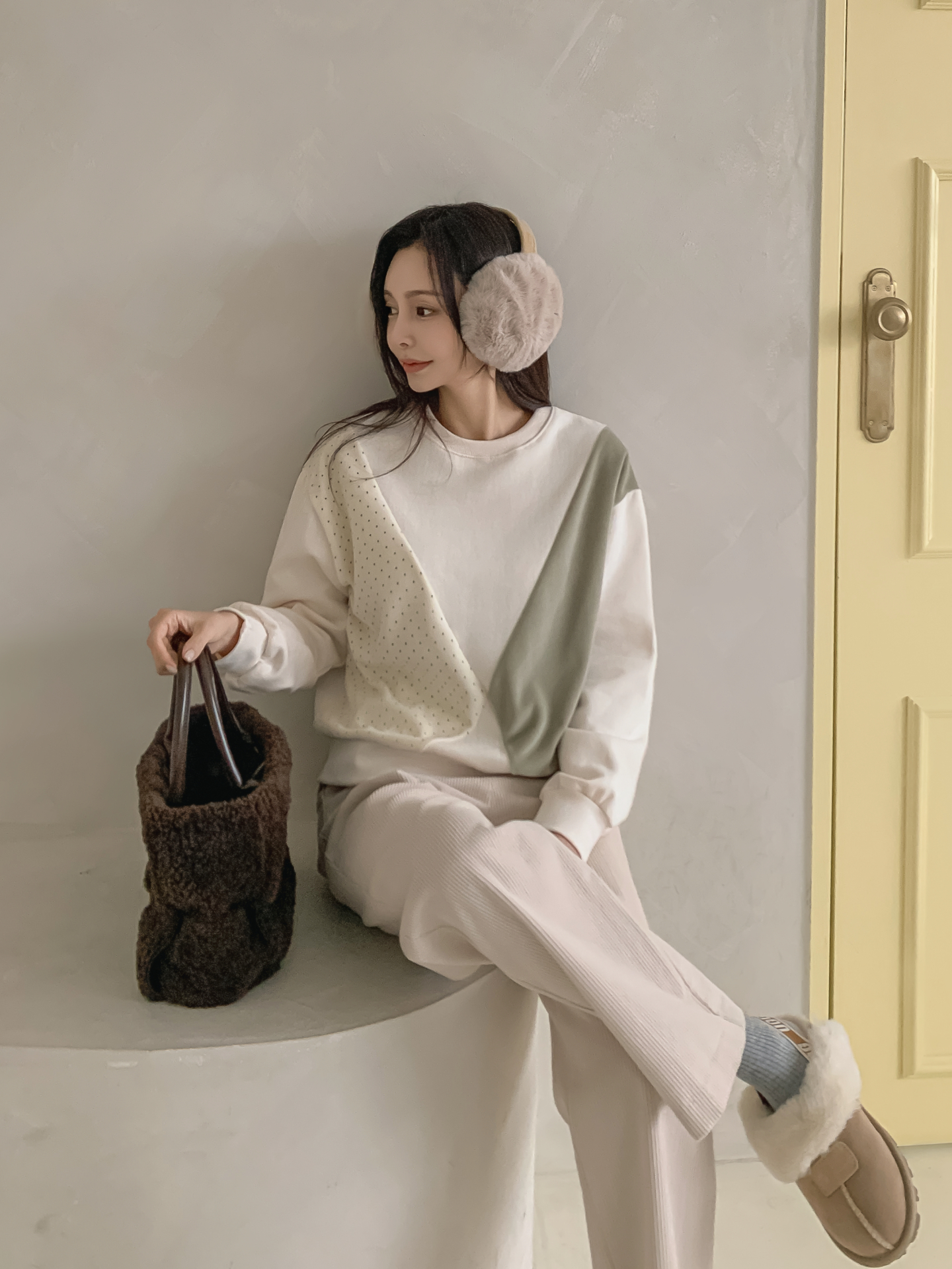 裏起毛ラウンドネック長袖ドット配色スウェット | 詳細画像5