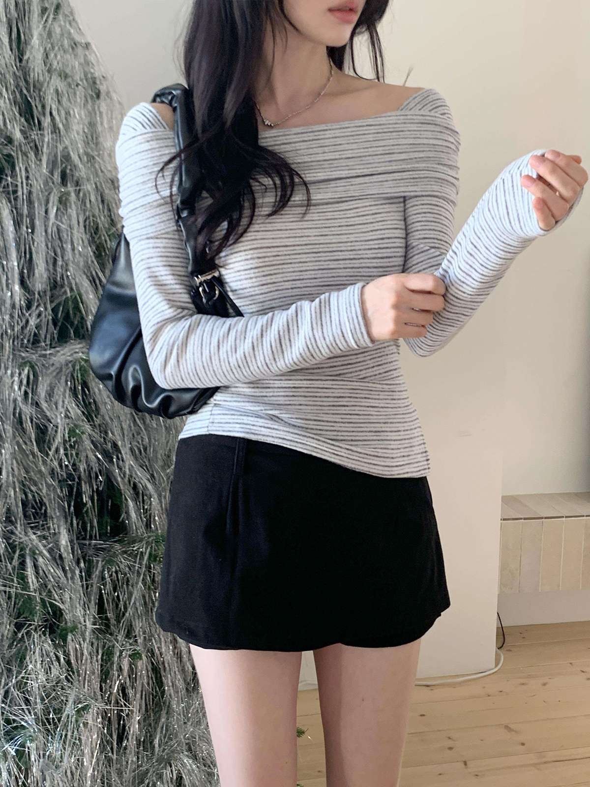 裏起毛オフショルダースリム長袖ボーダーニット | 詳細画像2