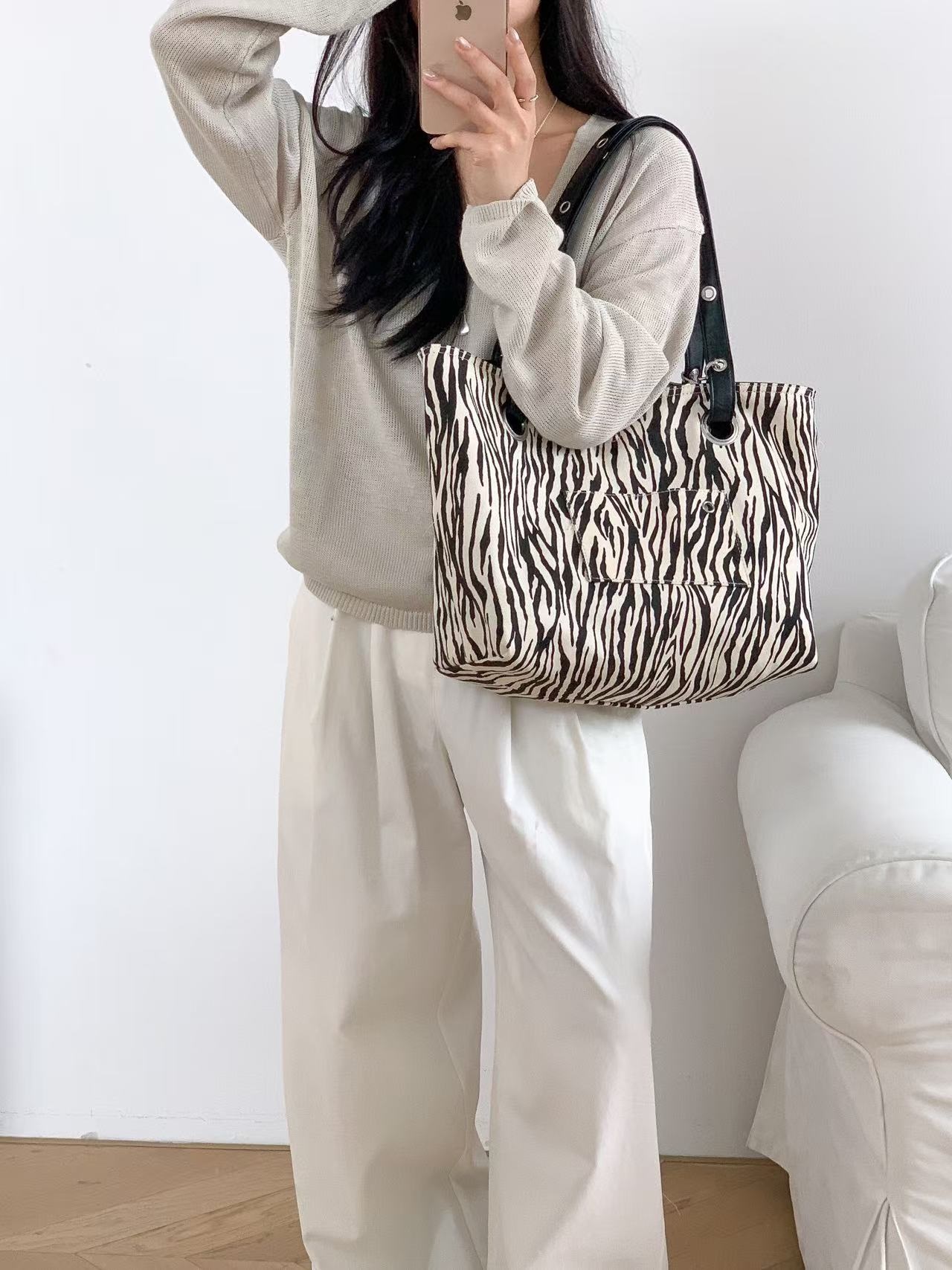 レザー調リバーシブルトートバッグ2WAY | 詳細画像6