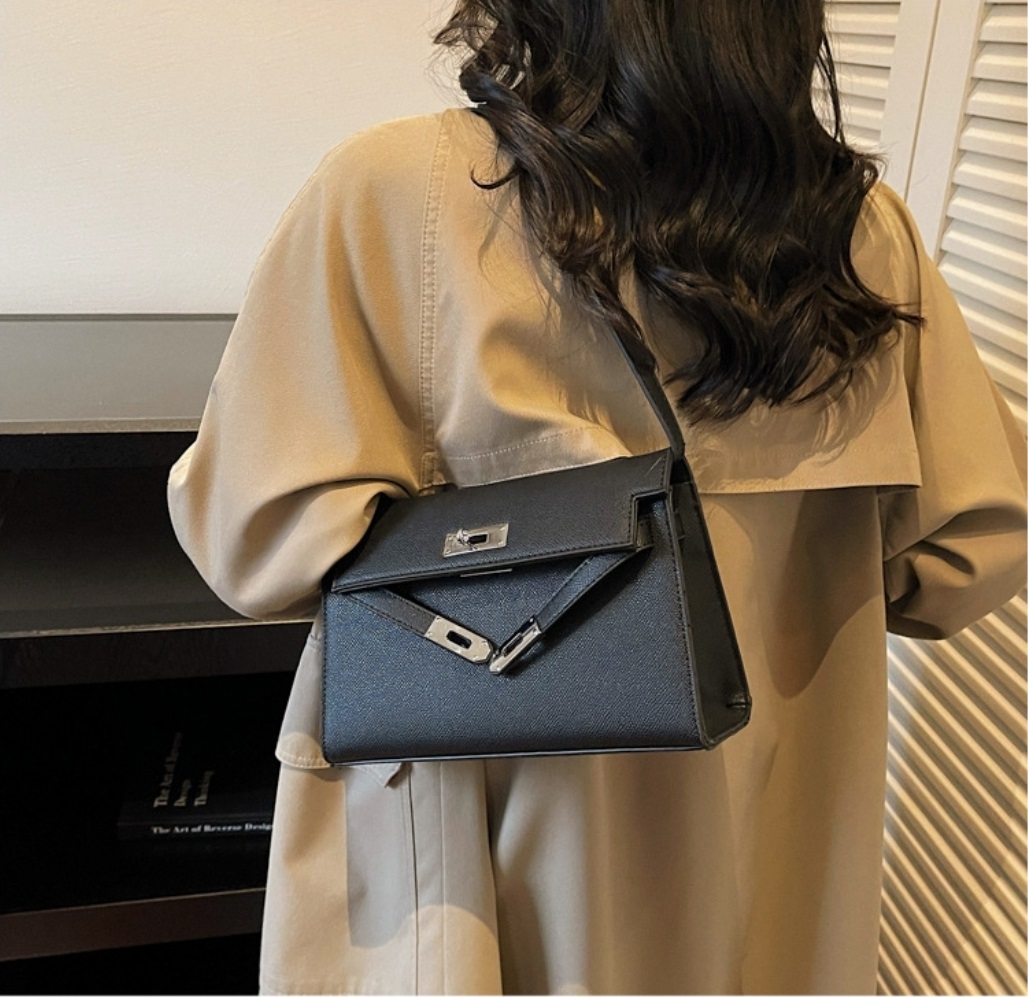 レザー調トートバッグ | 詳細画像2