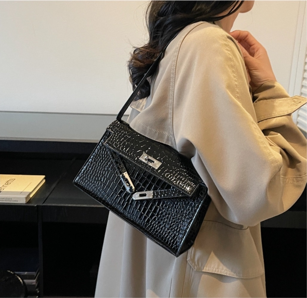 レザー調トートバッグ | 詳細画像3