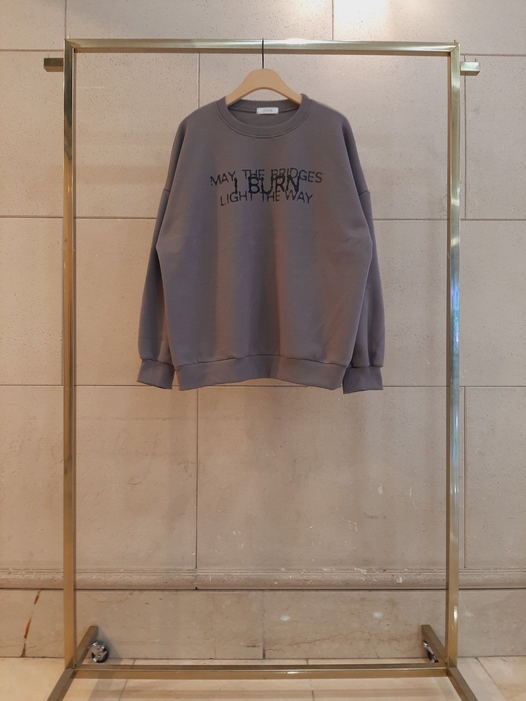 裏起毛ラウンドネックオーバーサイズ長袖レタリングカラースウェット | 詳細画像10