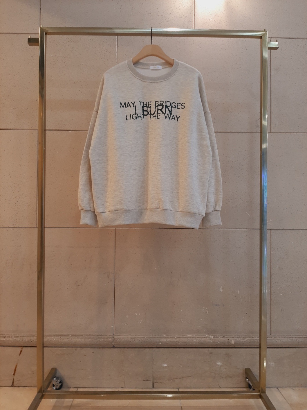 裏起毛ラウンドネックオーバーサイズ長袖レタリングカラースウェット | 詳細画像12