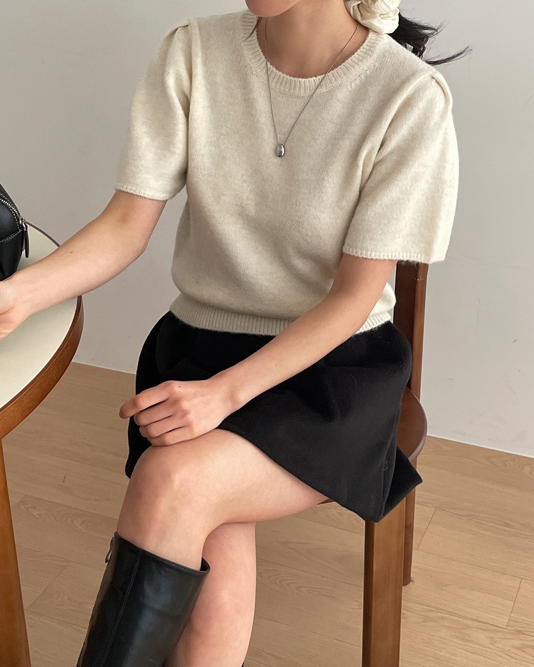 ラウンドネックパフスリーブ半袖無地カラーニット | 詳細画像5