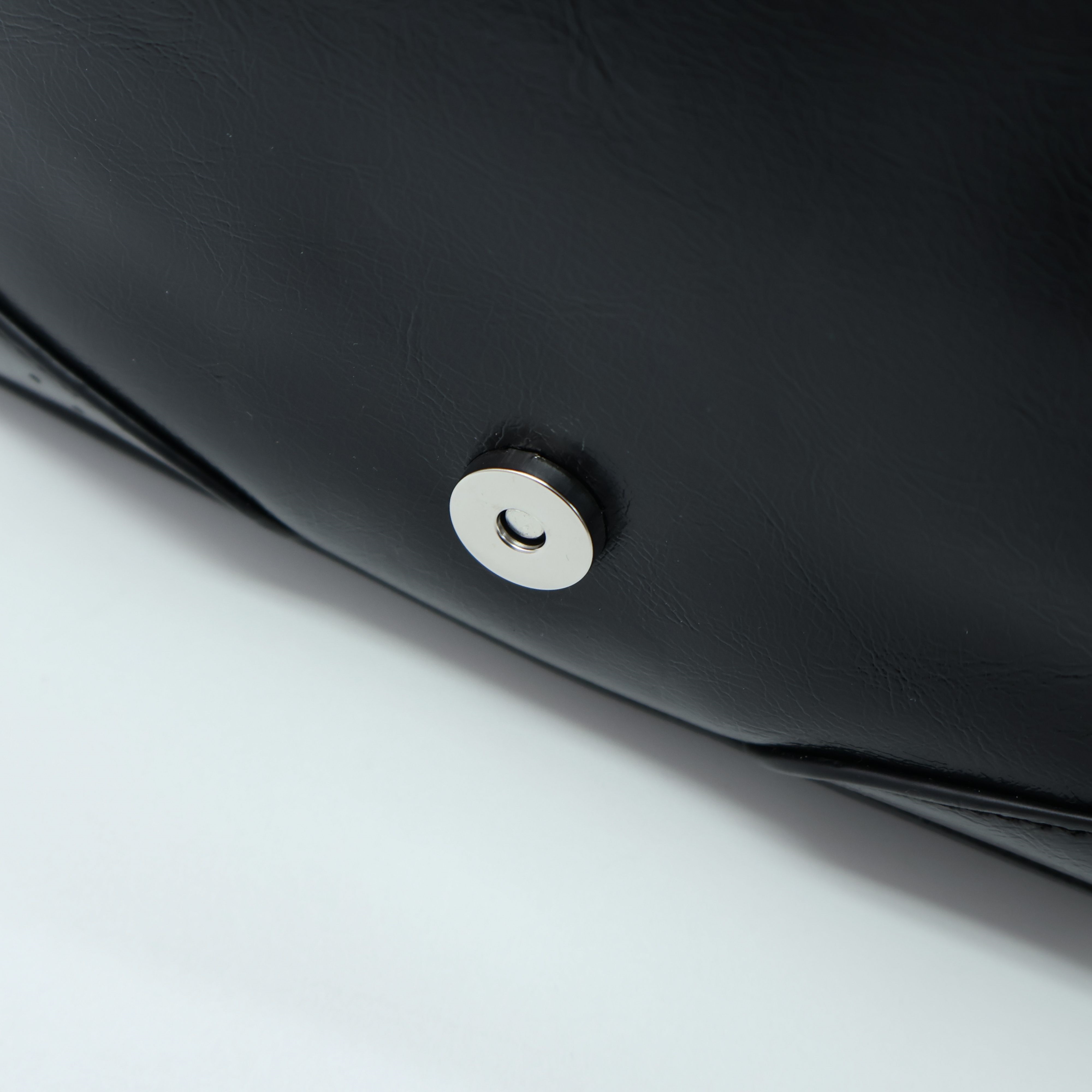 レザー調ジップアップバックルカラーショルダーバッグ | 詳細画像21