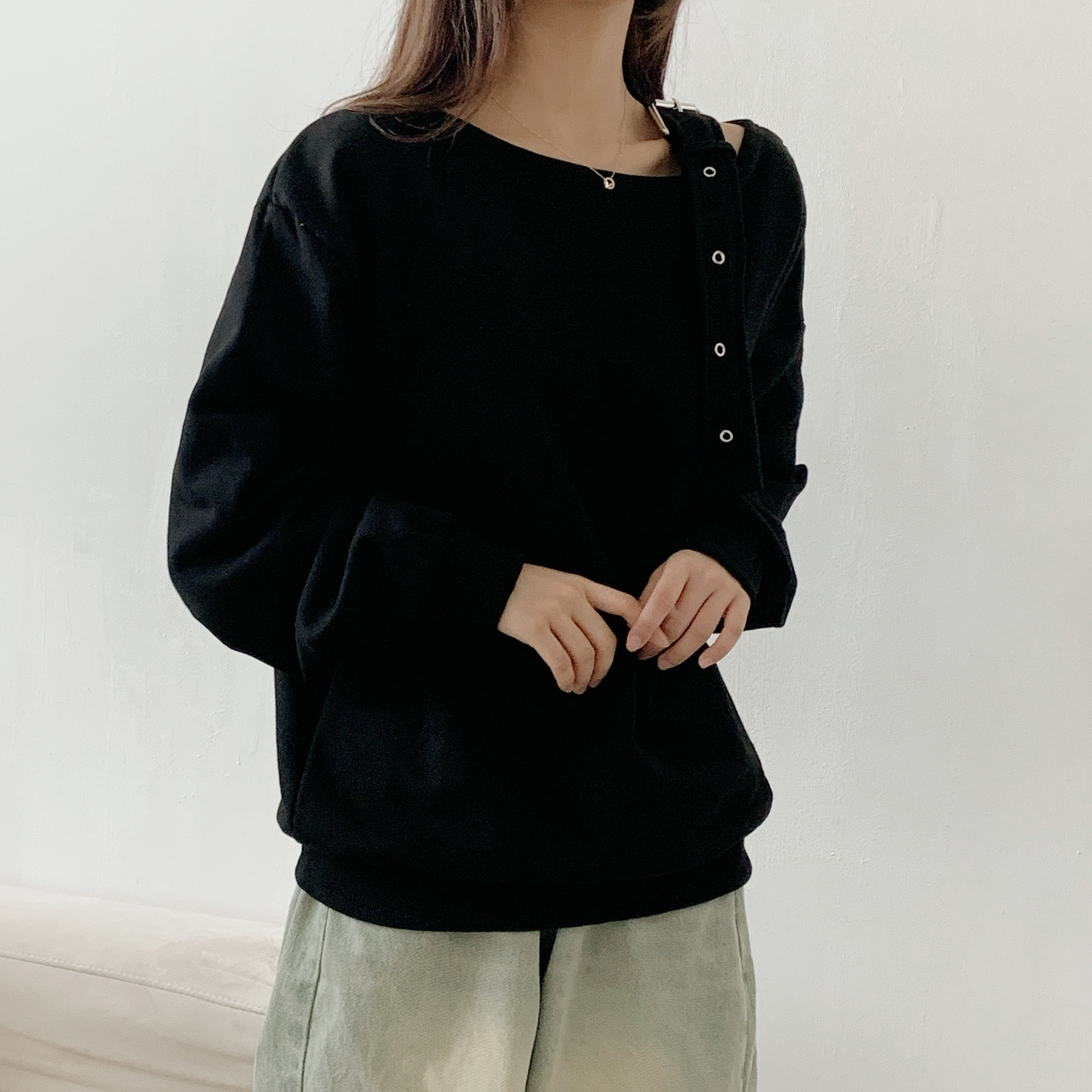 コットンワンショルダーバックルボクシースウェット | 詳細画像9