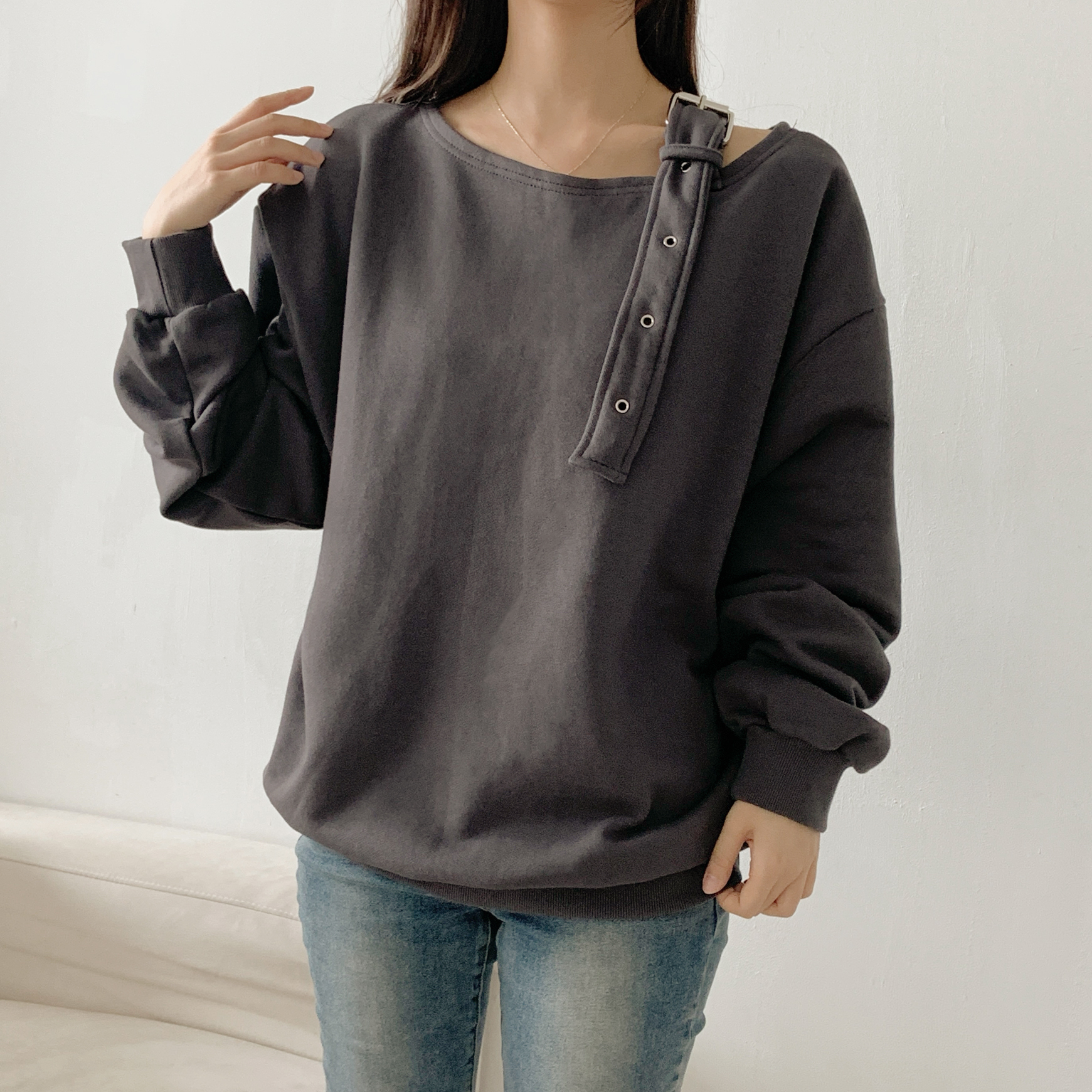 コットンワンショルダーバックルボクシースウェット | 詳細画像10