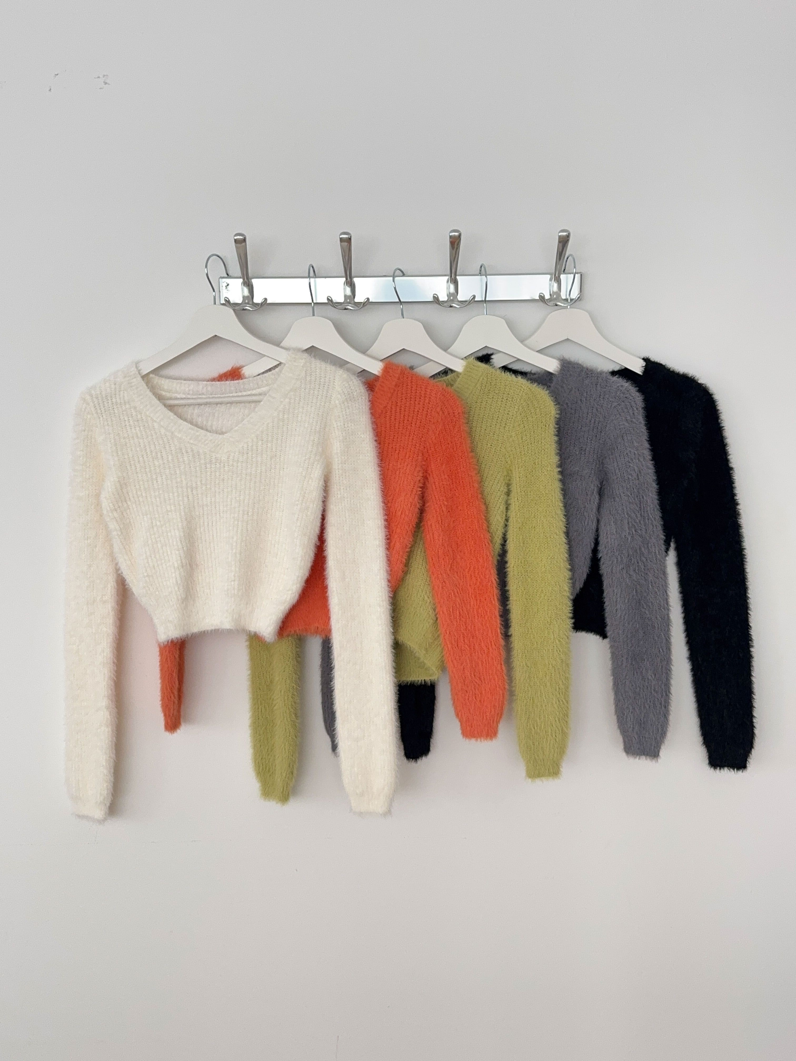 Vネッククロップド長袖カラーニット | 詳細画像18