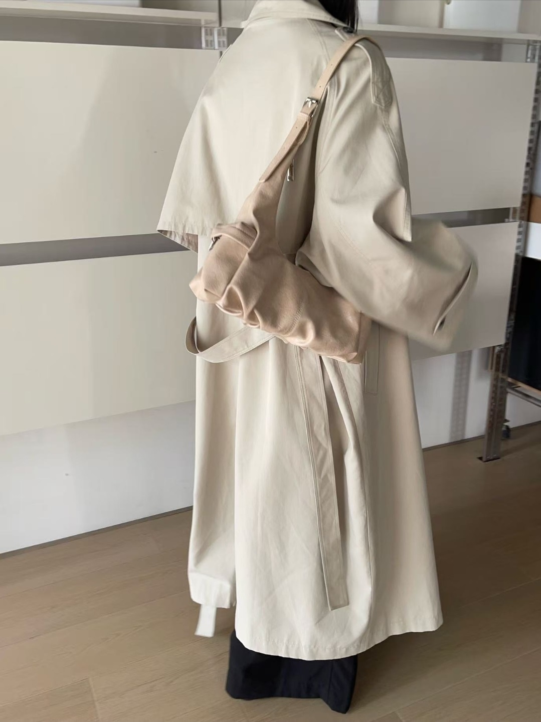 レザー調カラーショルダーバッグストラップ付 | 詳細画像10