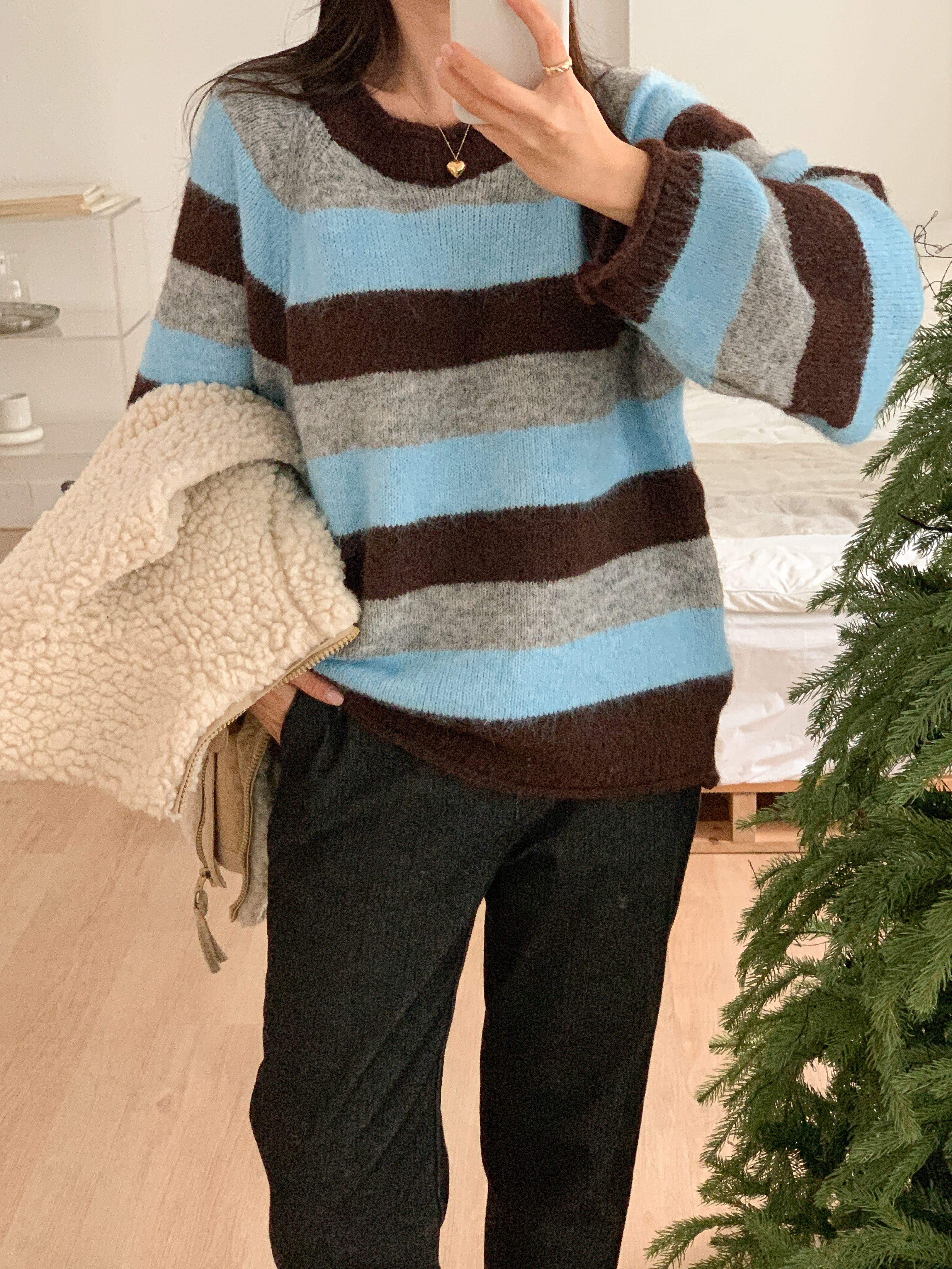 ウール混ラウンドネックルーズ長袖ボーダーカラーニット | 詳細画像10