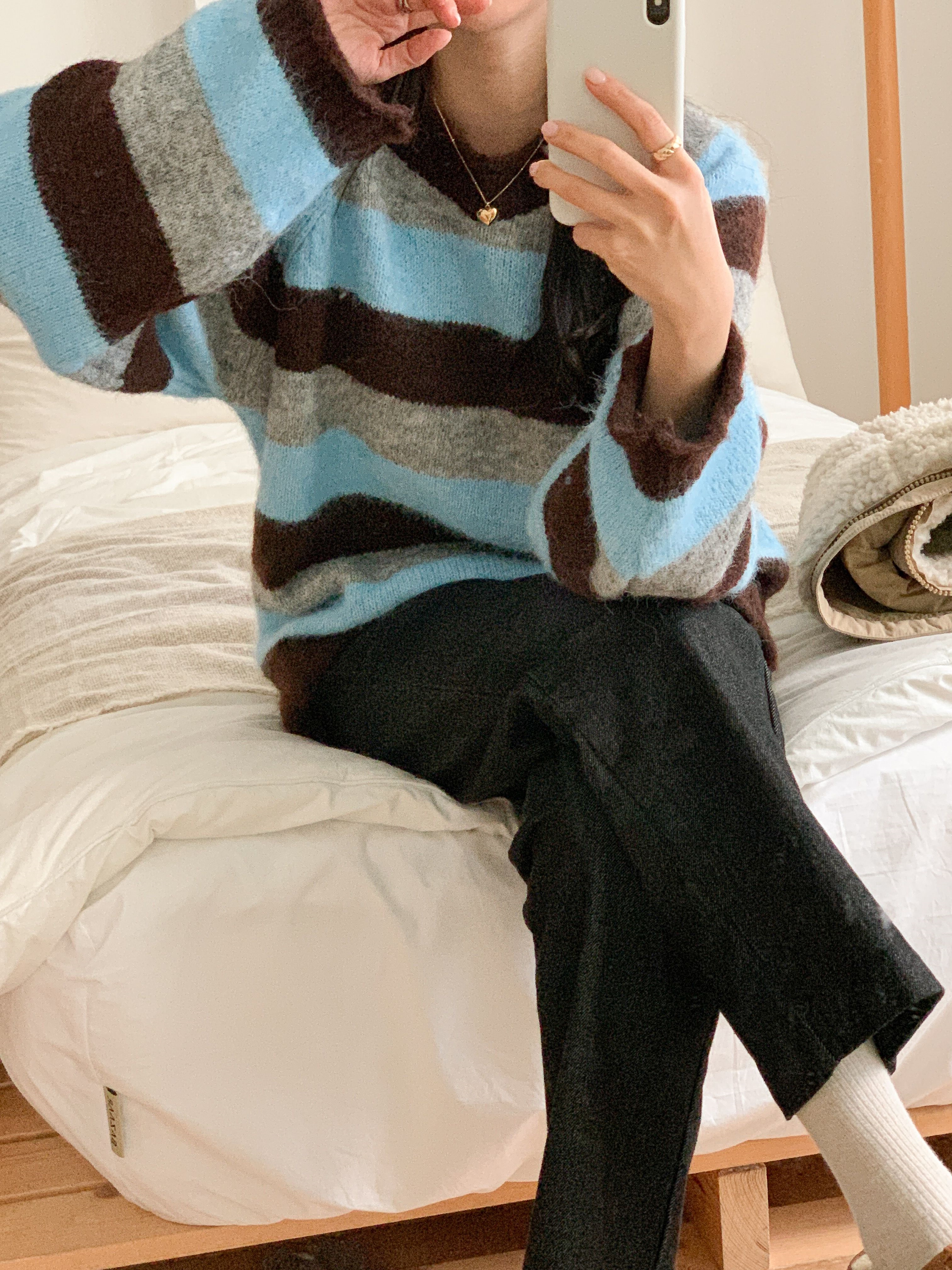 ウール混ラウンドネックルーズ長袖ボーダーカラーニット | 詳細画像17