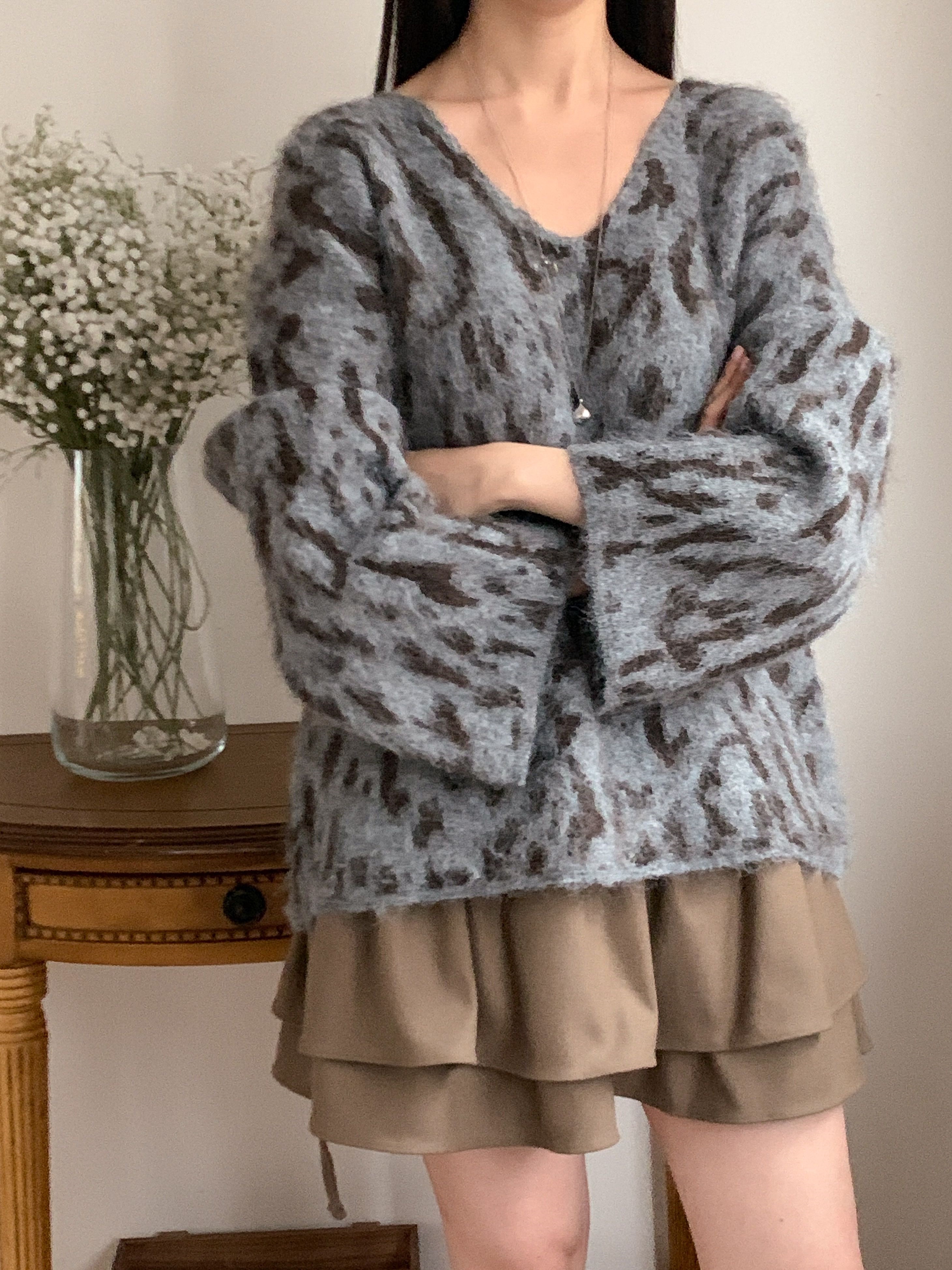 ウール混Vネックルーズレオパードカラーニット | 詳細画像3