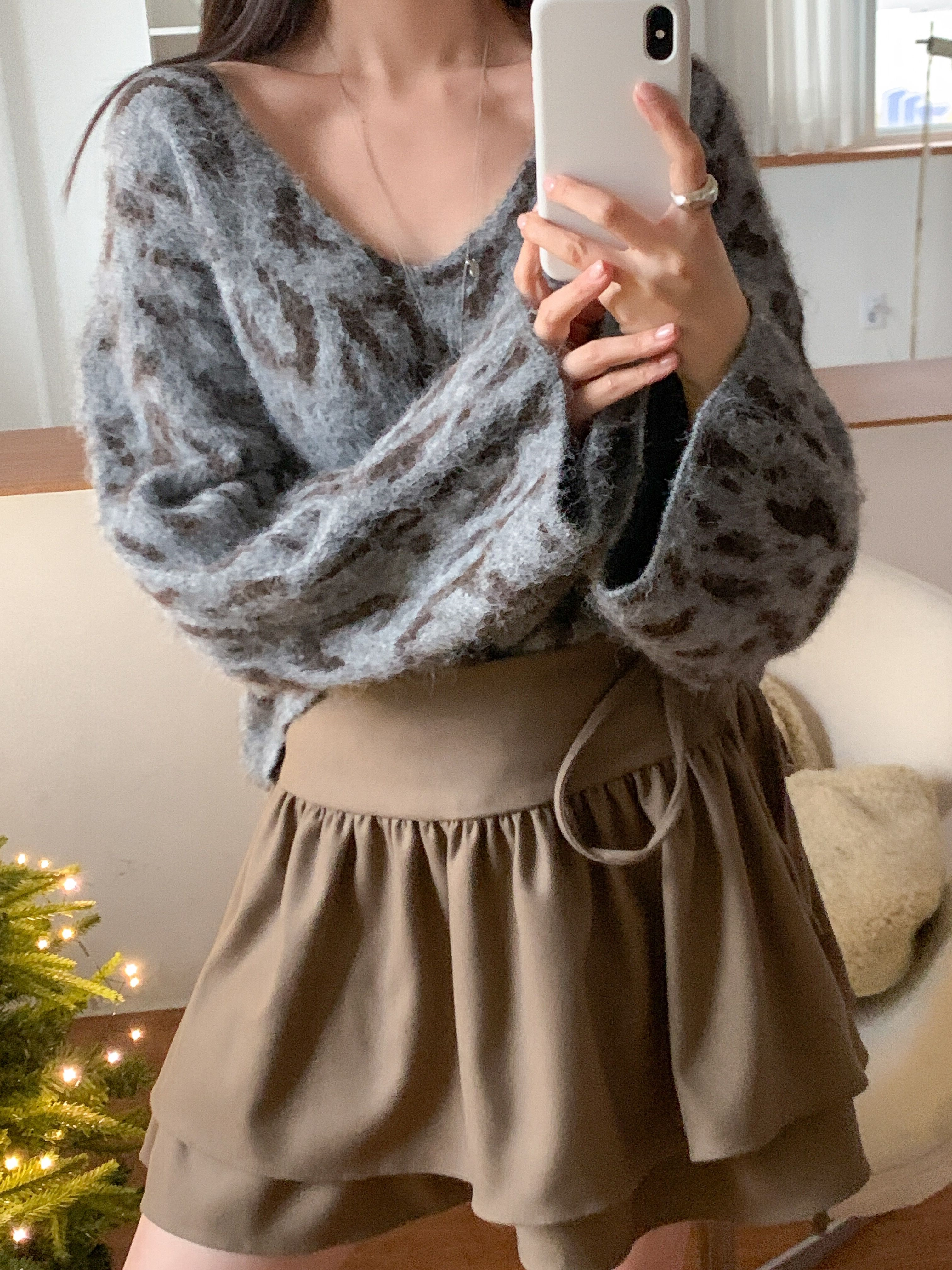 ウール混Vネックルーズレオパードカラーニット | 詳細画像4