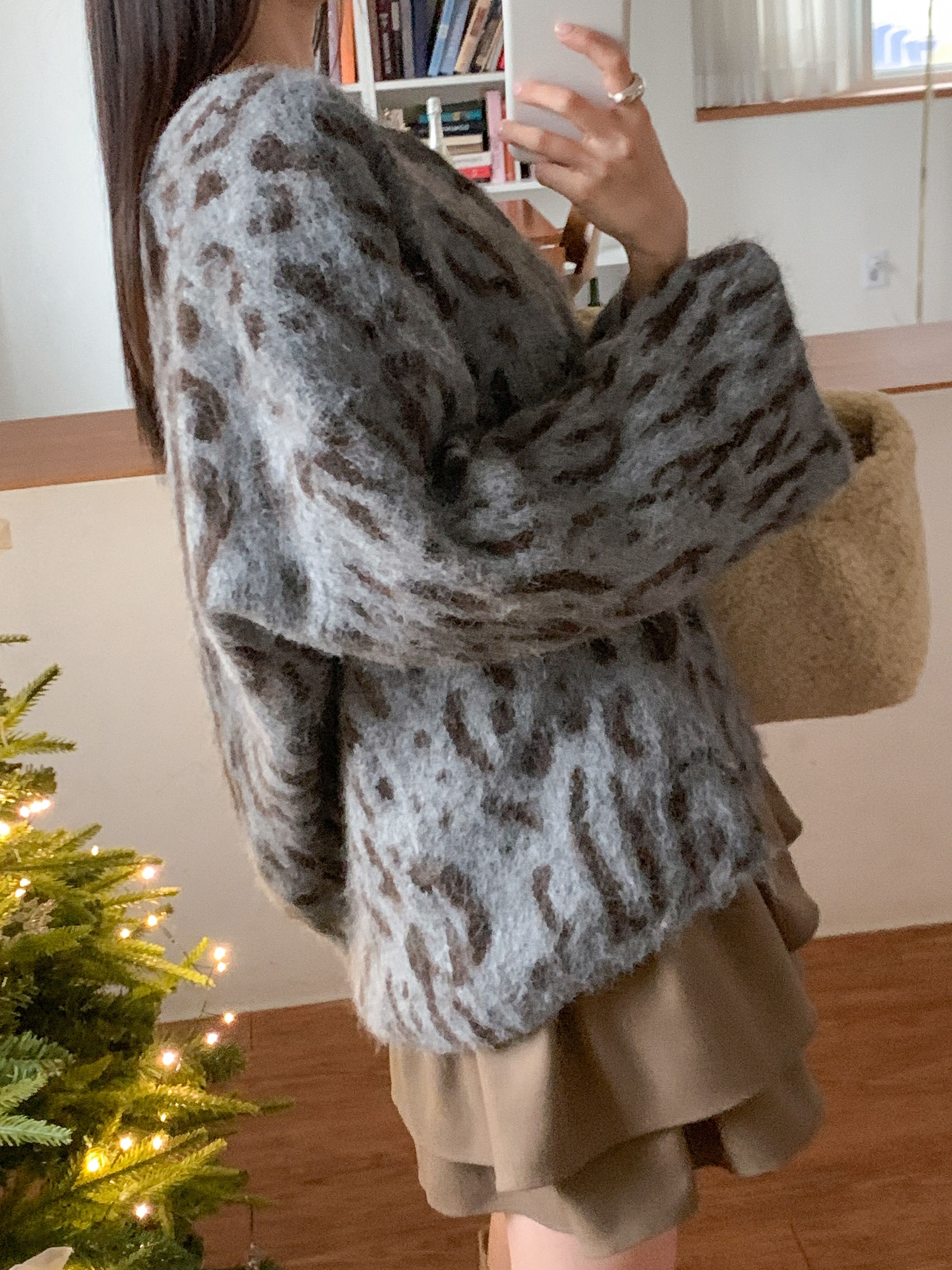 ウール混Vネックルーズレオパードカラーニット | 詳細画像19