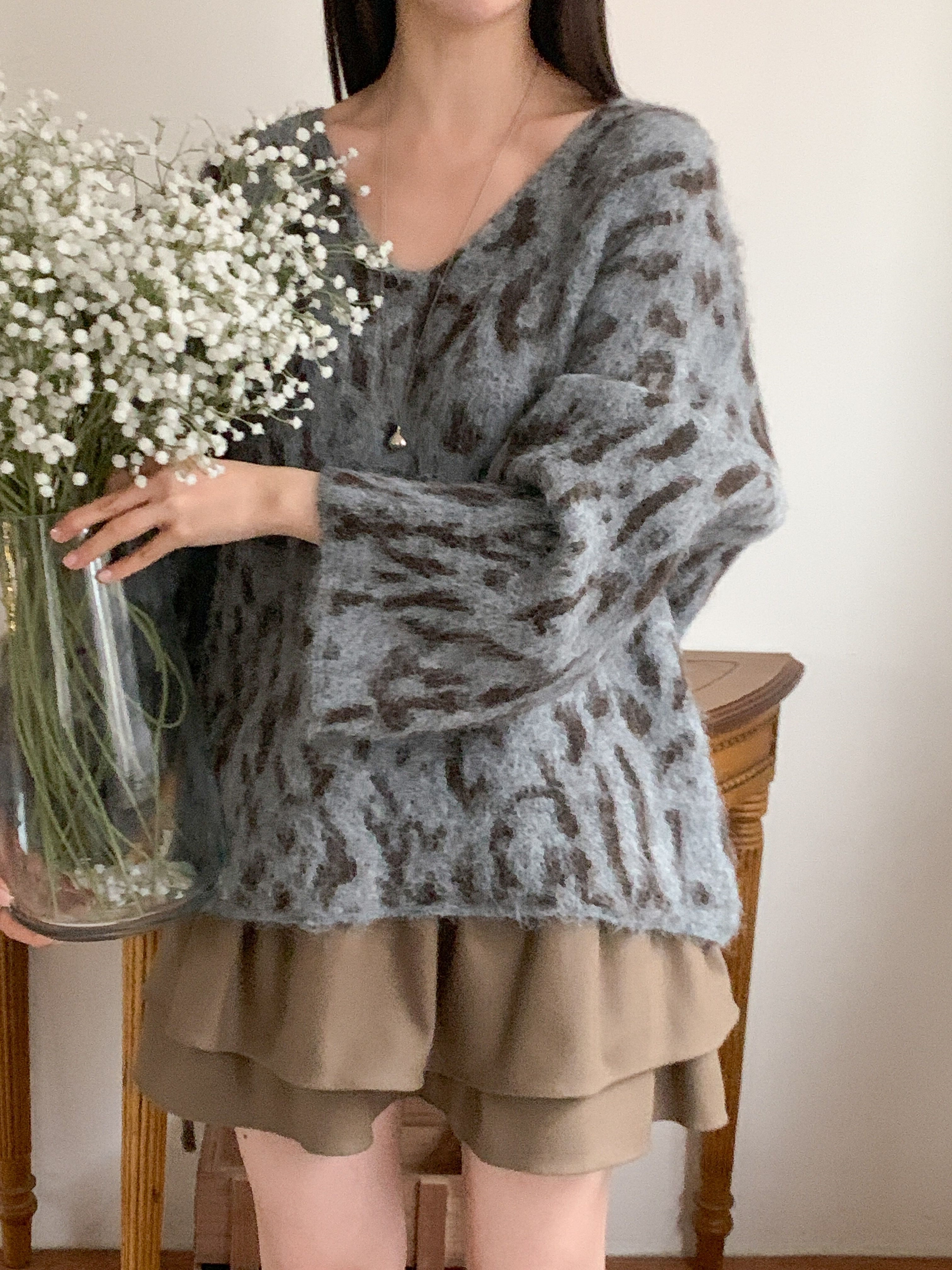 ウール混Vネックルーズレオパードカラーニット | 詳細画像22