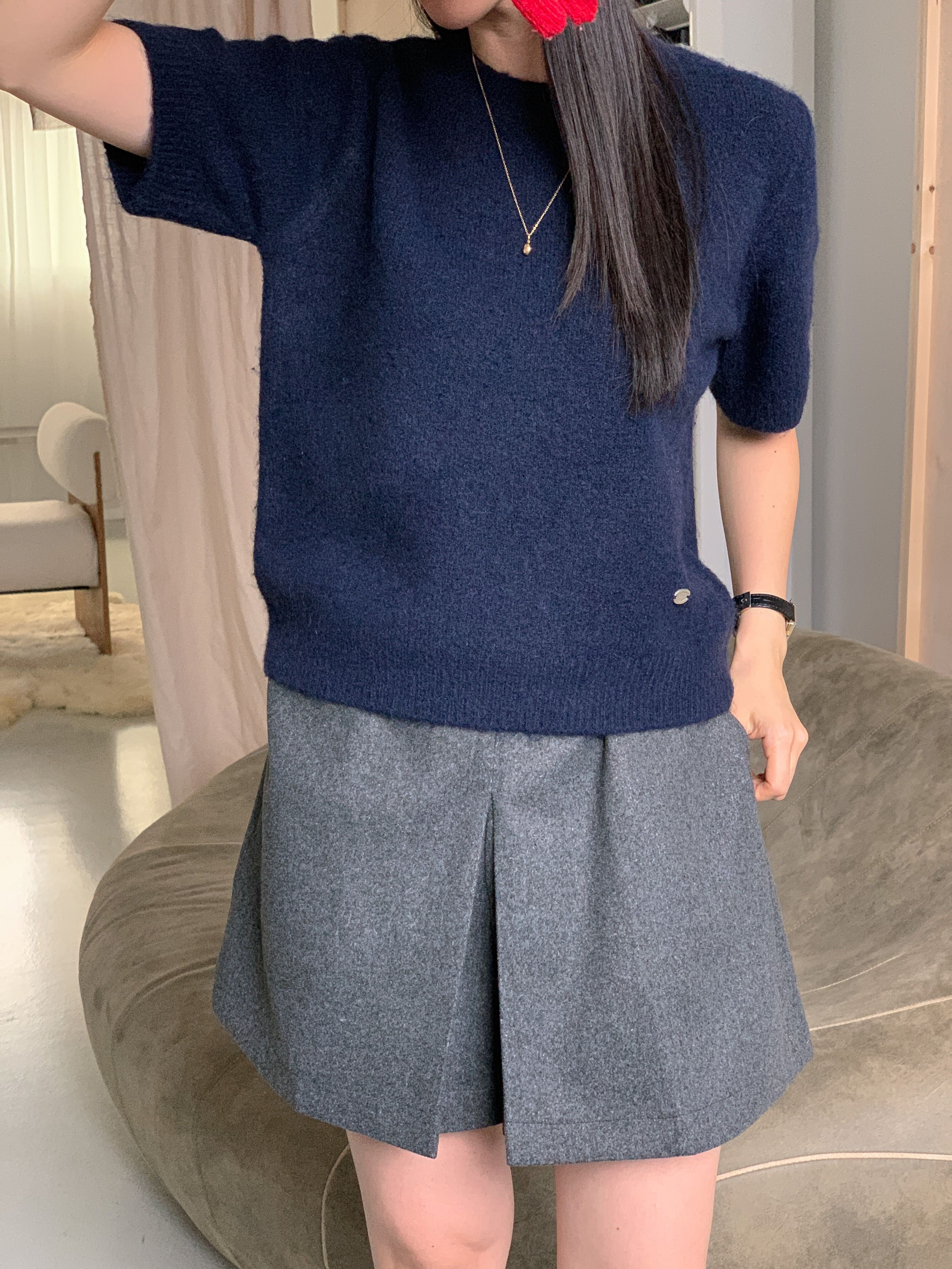 ウール混ラウンドネック半袖ペンダントセミクロップドカラーニット | 詳細画像3