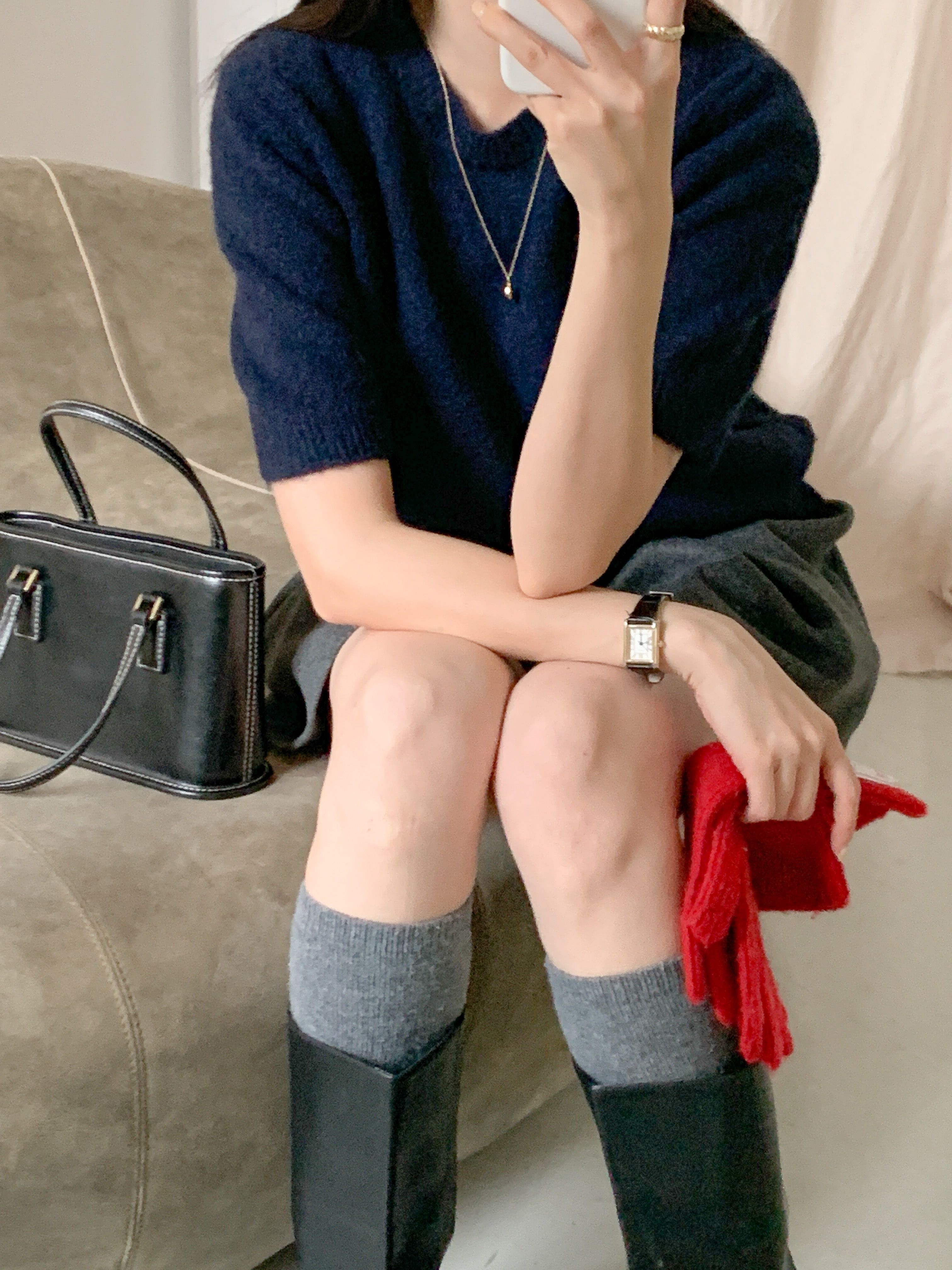 ウール混ラウンドネック半袖ペンダントセミクロップドカラーニット | 詳細画像4