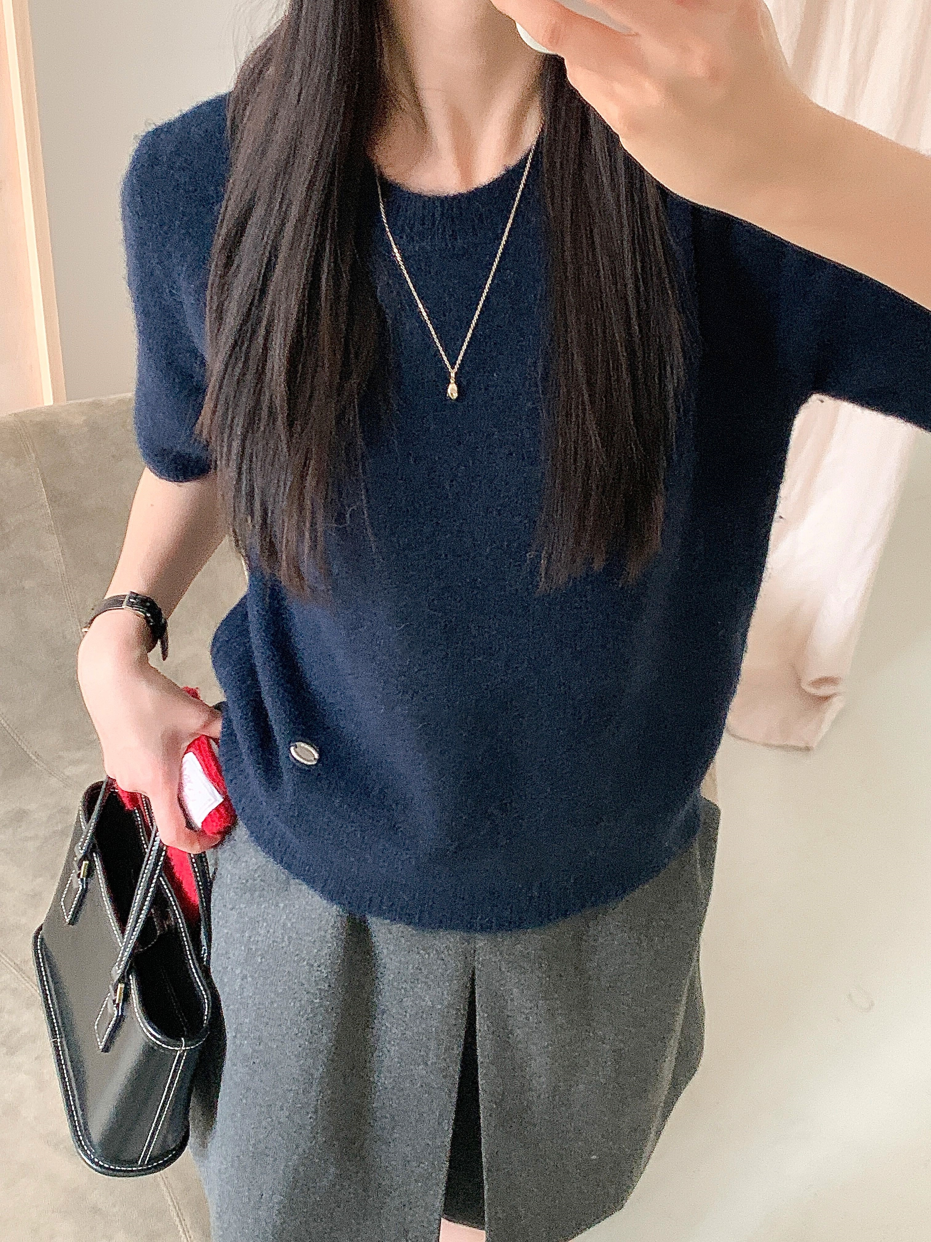 ウール混ラウンドネック半袖ペンダントセミクロップドカラーニット | 詳細画像9