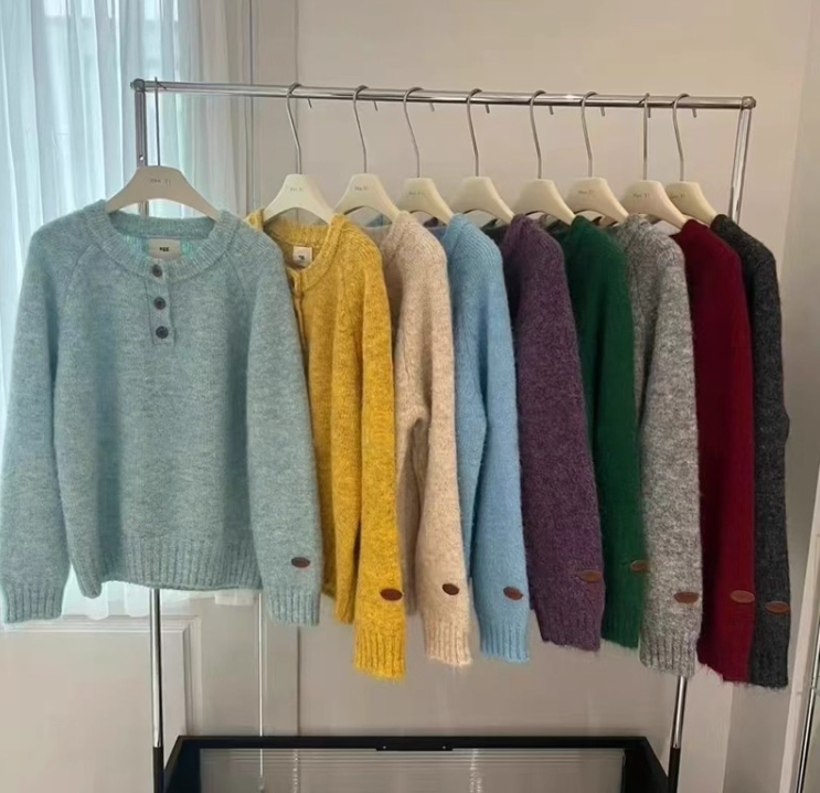 ウール混ボタンヘンリーネックオーバーサイズカラーニット | 詳細画像2