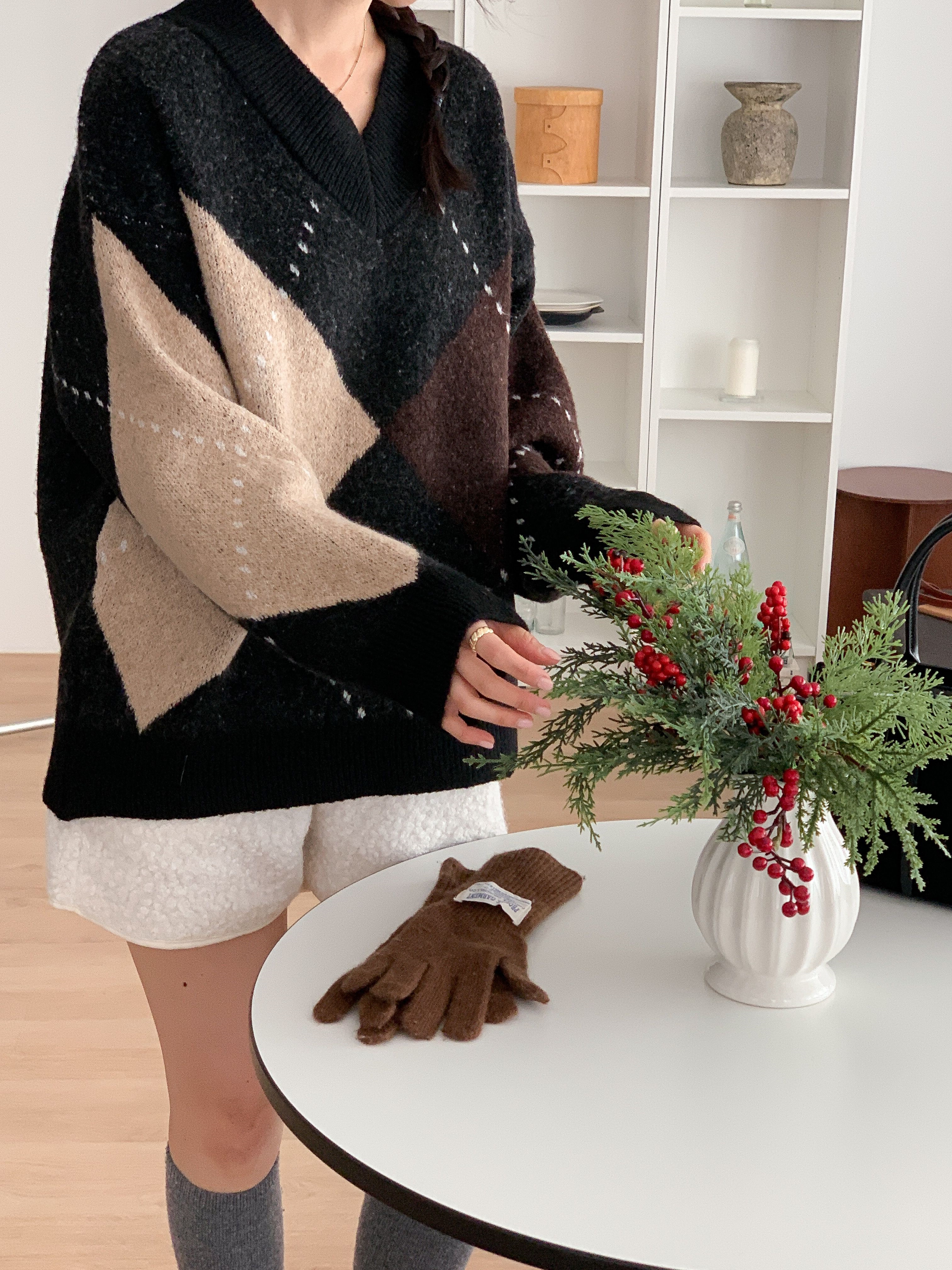 Vネックルーズアーガイルニット | 詳細画像3