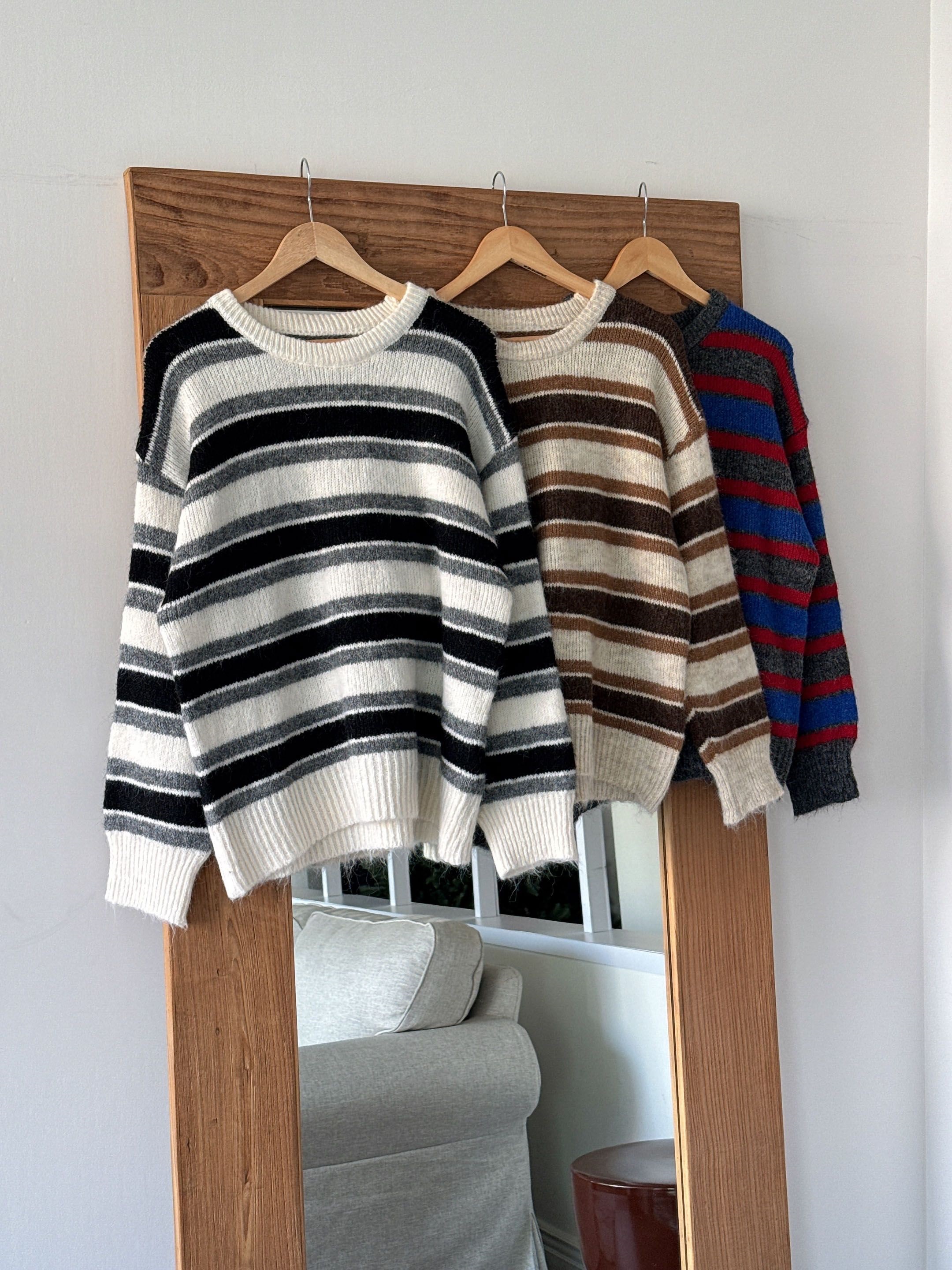 ウール混ラウンドネック長袖ボーダーカラーニット | 詳細画像4