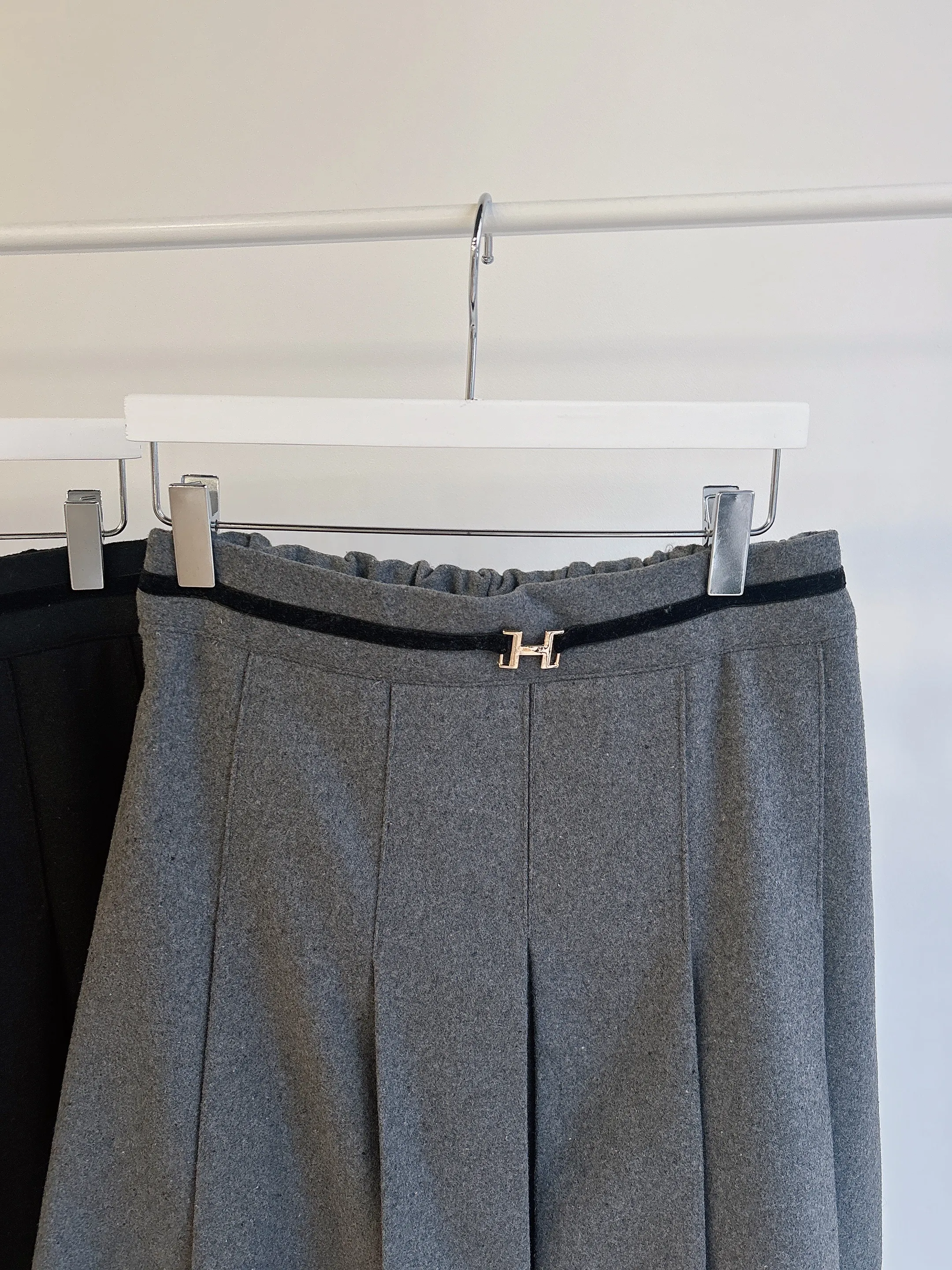 ウール混ベルトプリーツバックゴムサイドジップスカート | mirangmirang | 詳細画像23