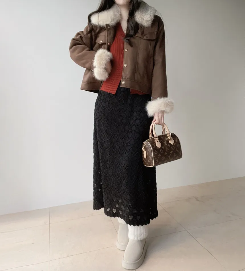 リブツイストVネックスリムスリットニット | mirangmirang | 詳細画像14