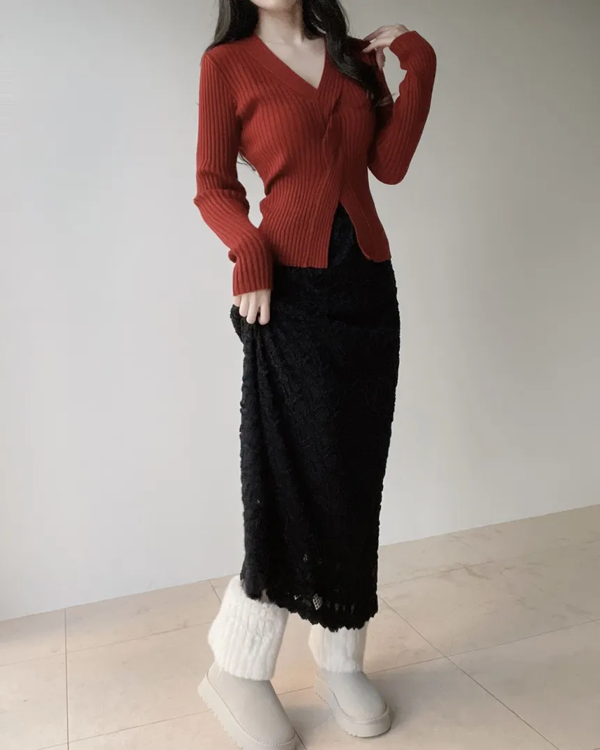 リブツイストVネックスリムスリットニット | mirangmirang | 詳細画像18