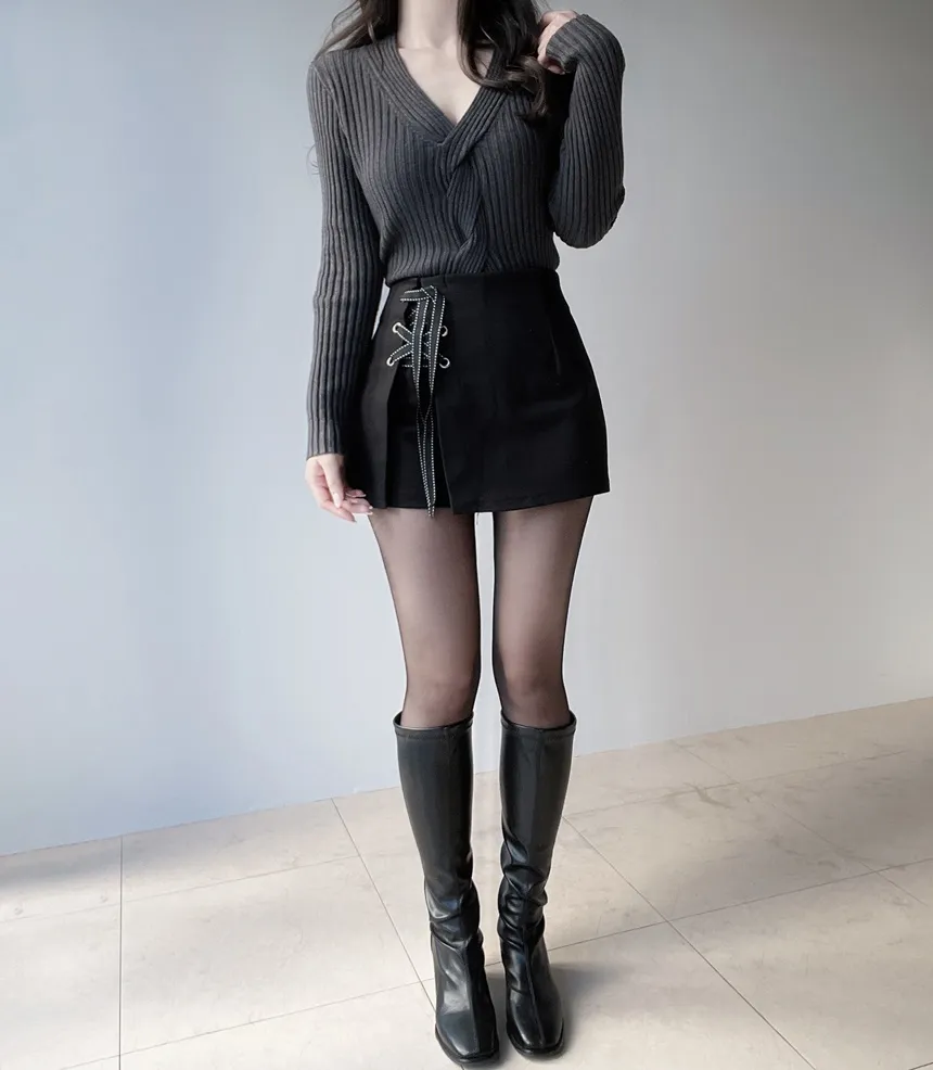 リブツイストVネックスリムスリットニット | mirangmirang | 詳細画像37