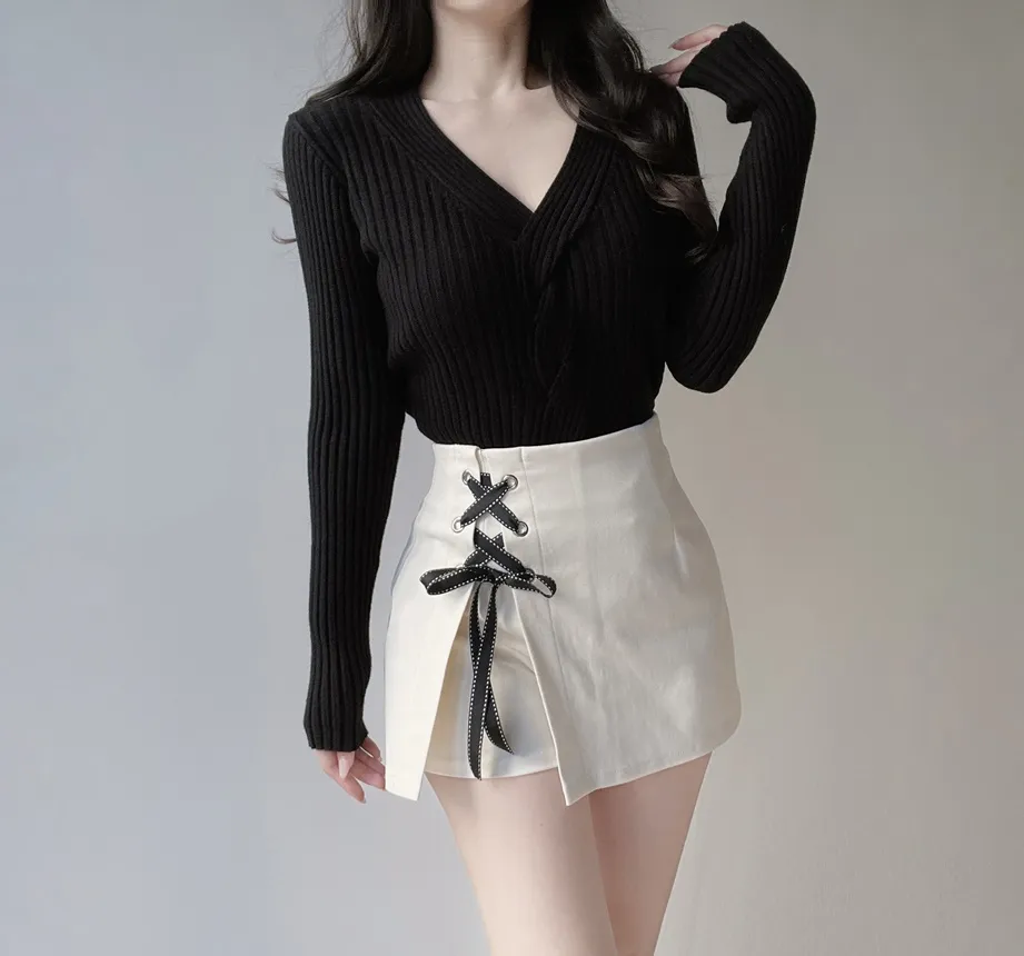 リブツイストVネックスリムスリットニット | mirangmirang | 詳細画像47