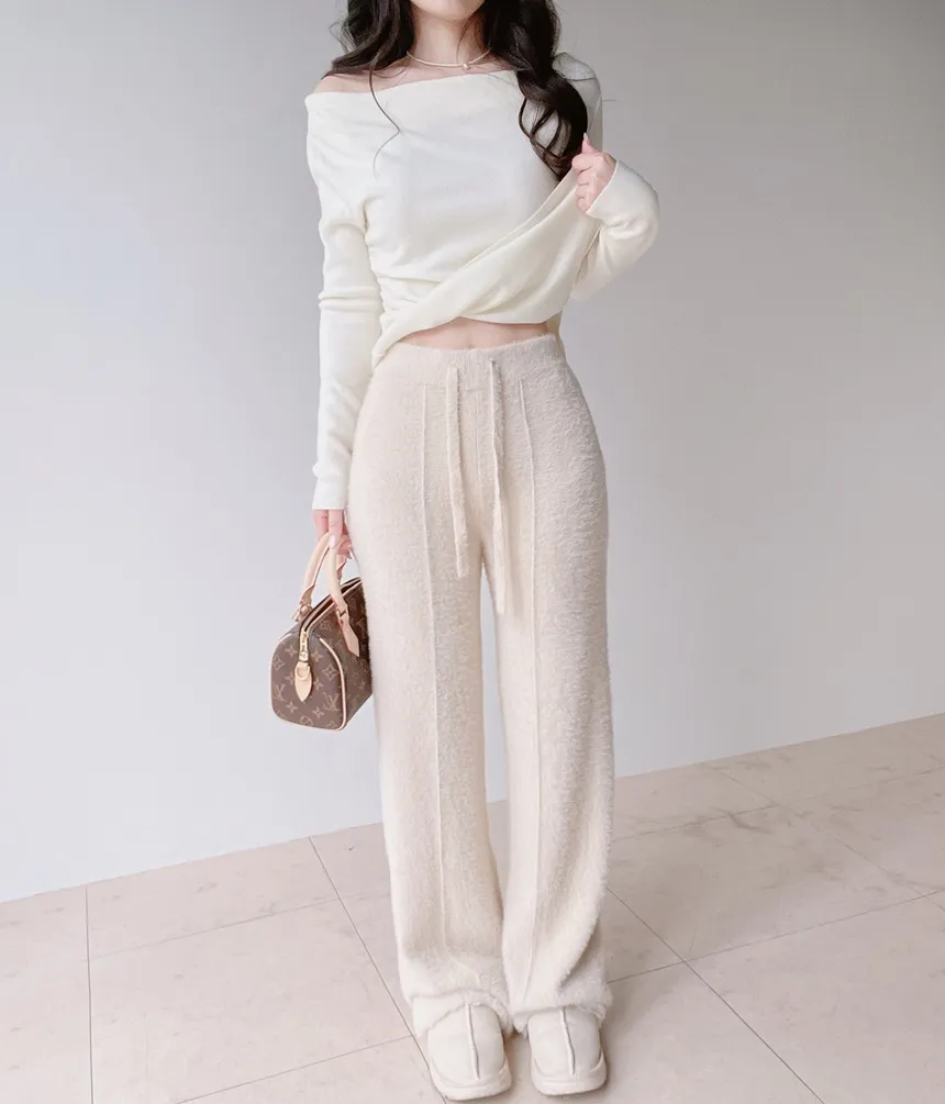 シャーリングボートネックワンショルダーアンバランススリットTシャツ | mirangmirang | 詳細画像3