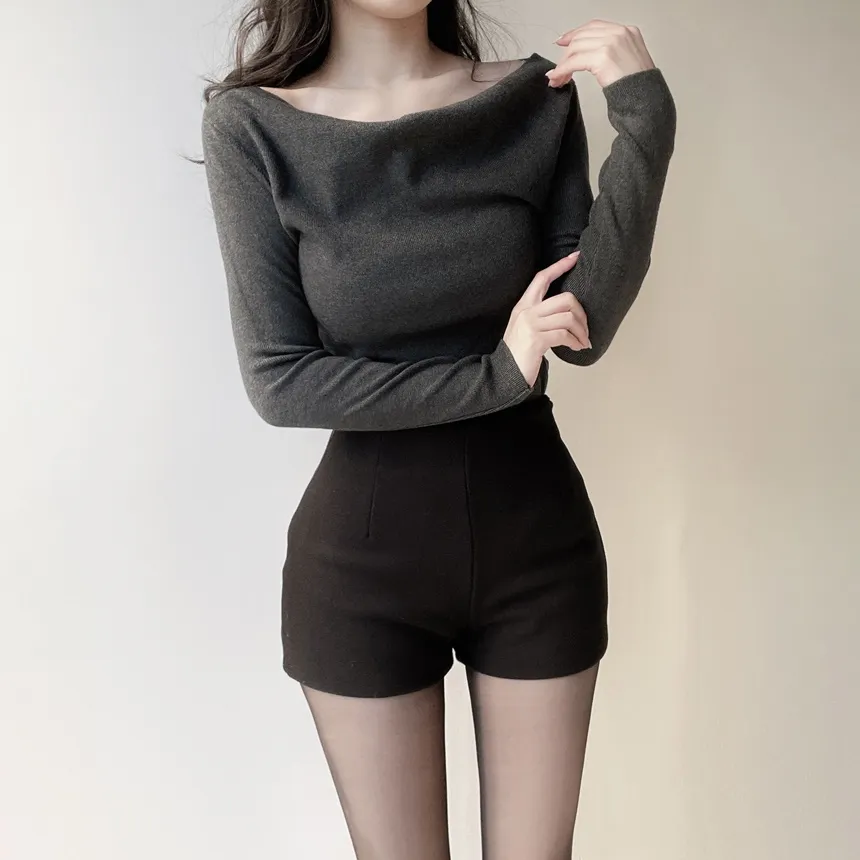 シャーリングボートネックワンショルダーアンバランススリットTシャツ | mirangmirang | 詳細画像27